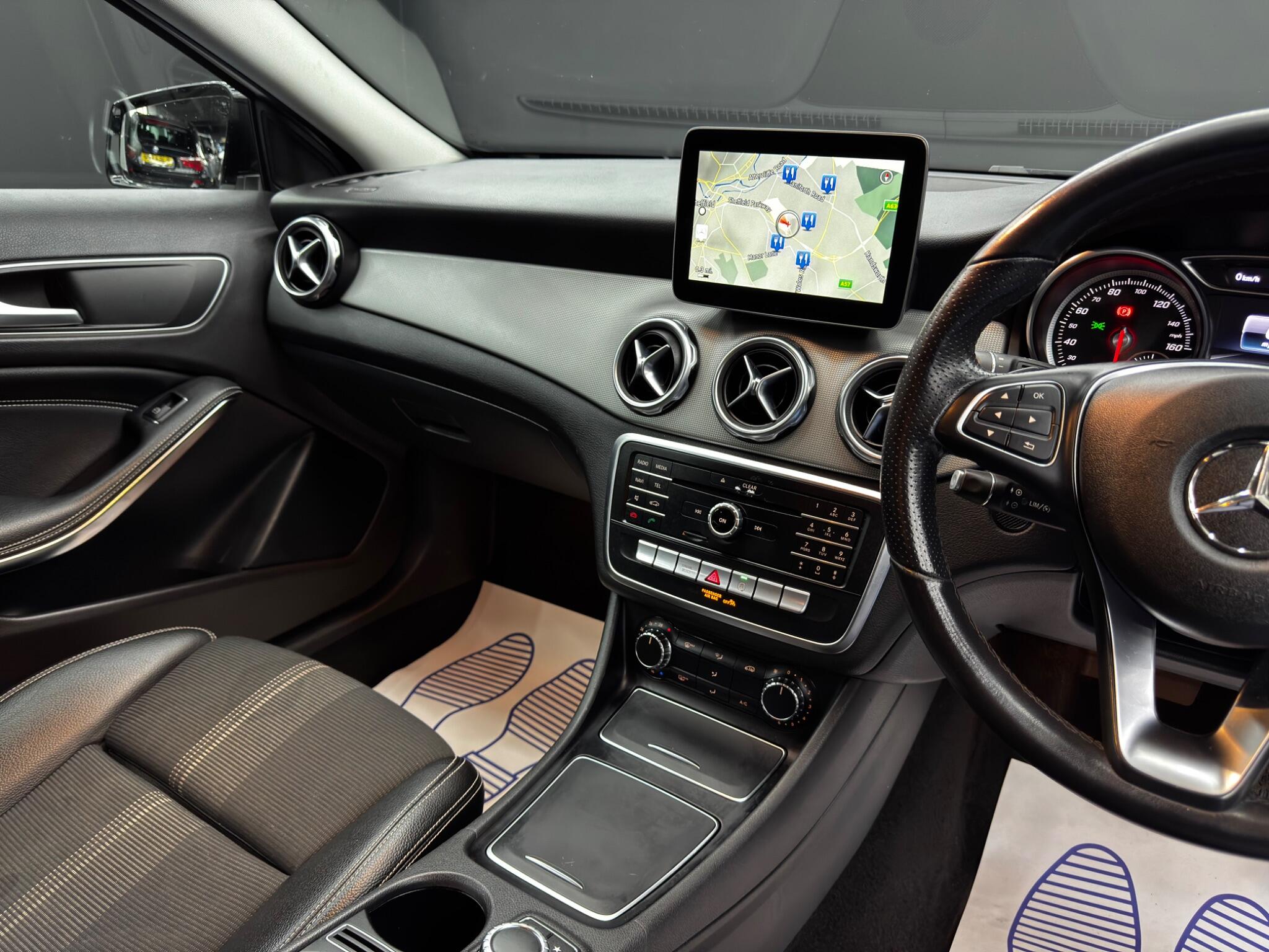 Mercedes-Benz GLA 1.6 GLA180 Urban Edition 7G-DCT Euro 6 (s/s) 5dr 5dr Automatic 2025