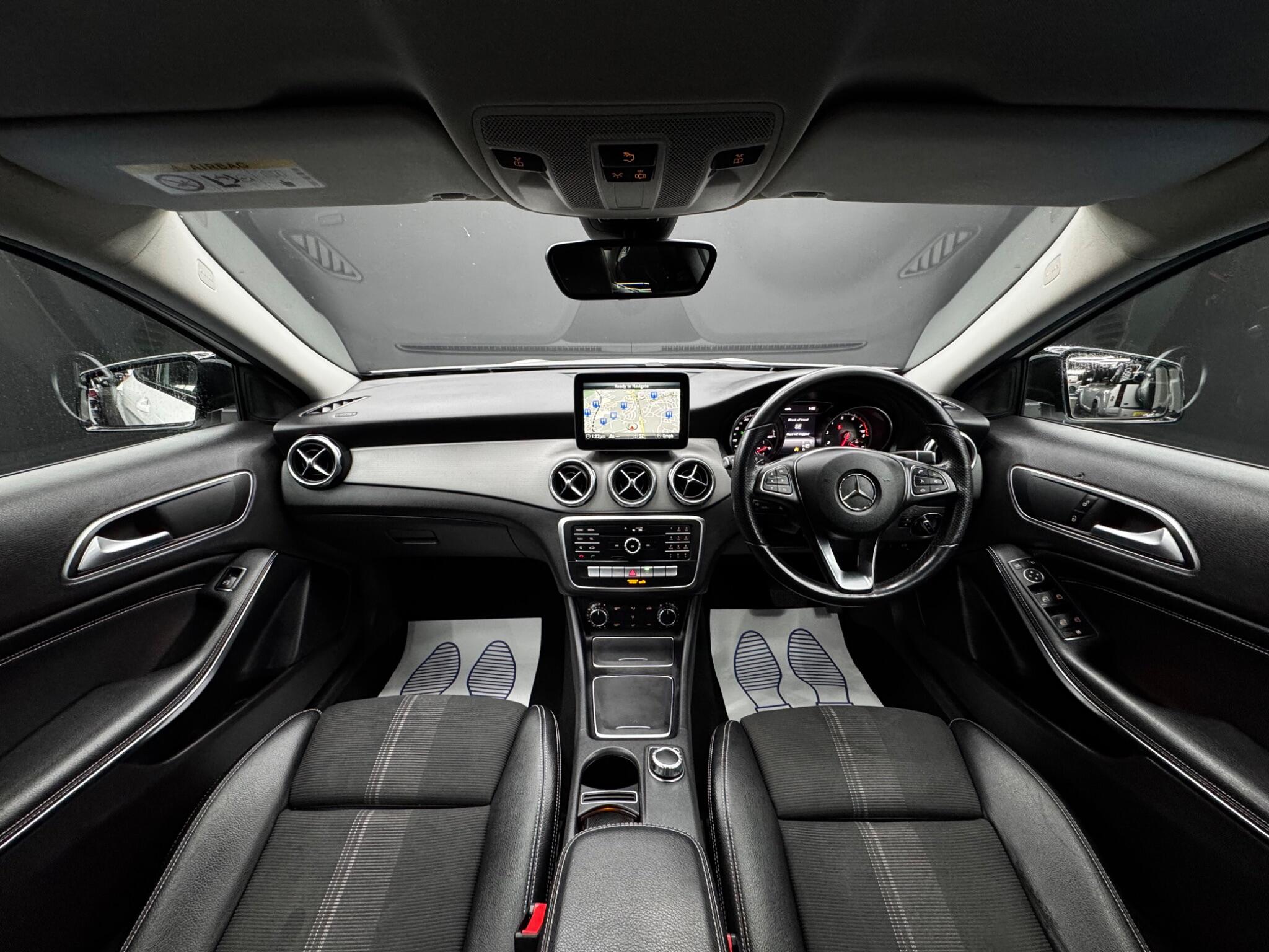 Mercedes-Benz GLA 1.6 GLA180 Urban Edition 7G-DCT Euro 6 (s/s) 5dr 5dr Automatic 2025