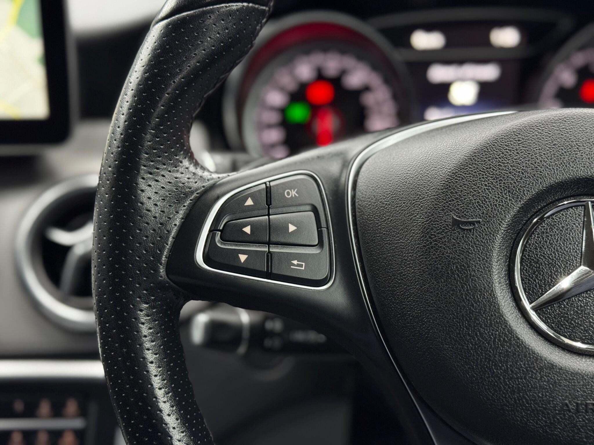 Mercedes-Benz GLA 1.6 GLA180 Urban Edition 7G-DCT Euro 6 (s/s) 5dr 5dr Automatic 2025