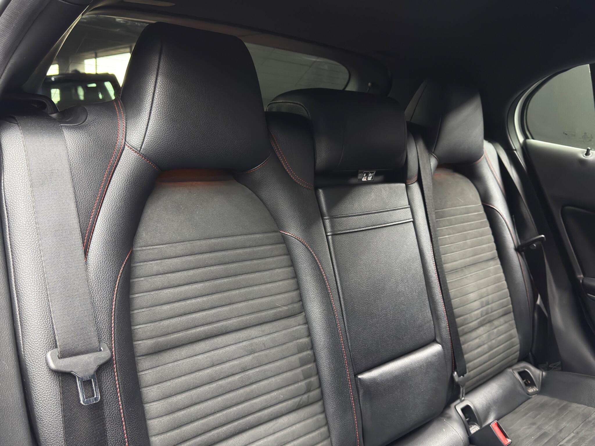 Mercedes-Benz GLA 2.1 GLA200 CDI AMG Line 7G-DCT Euro 6 (s/s) 5dr 5dr Automatic 2026