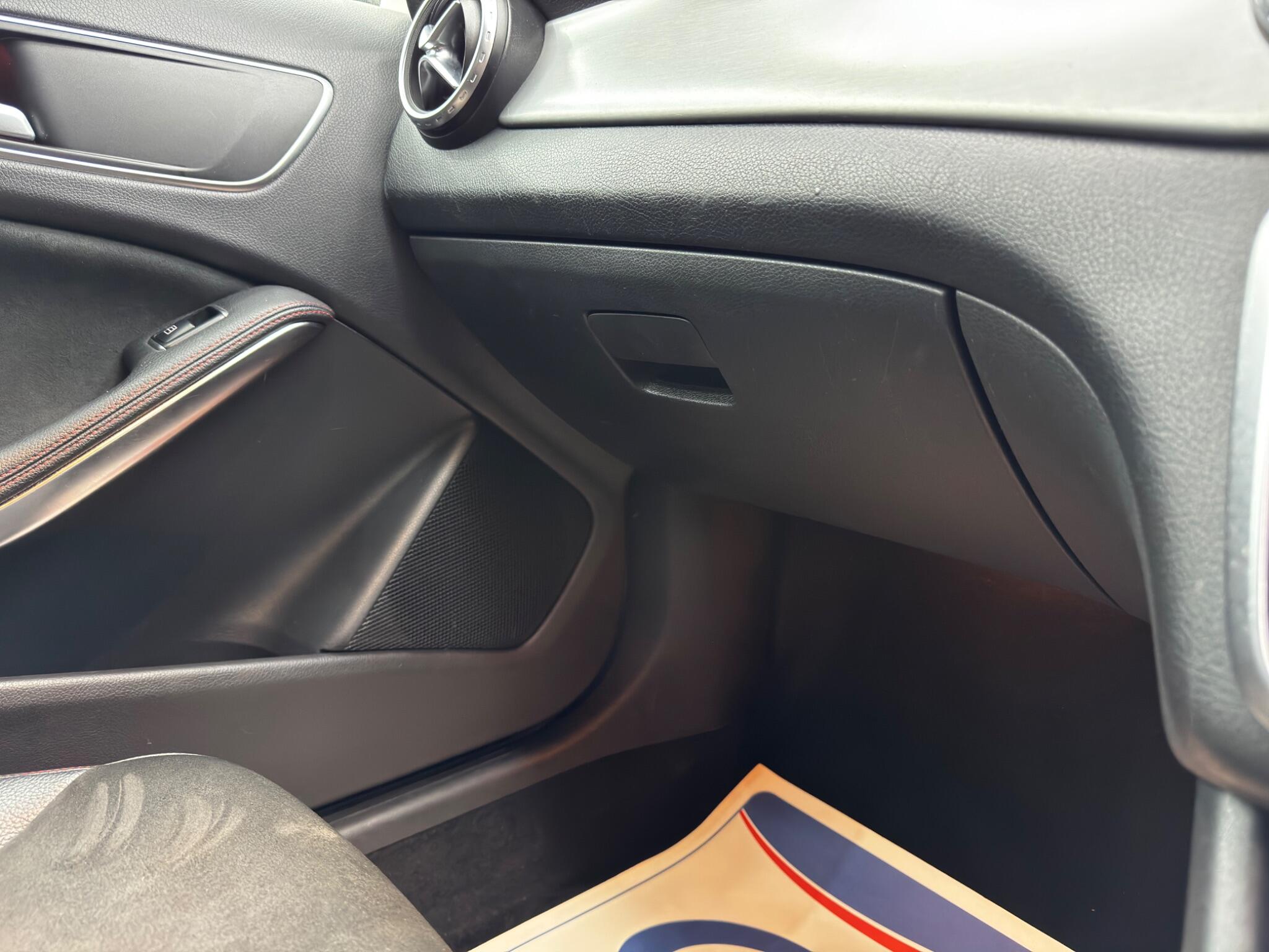 Mercedes-Benz GLA 2.1 GLA200 CDI AMG Line 7G-DCT Euro 6 (s/s) 5dr 5dr Automatic 2026