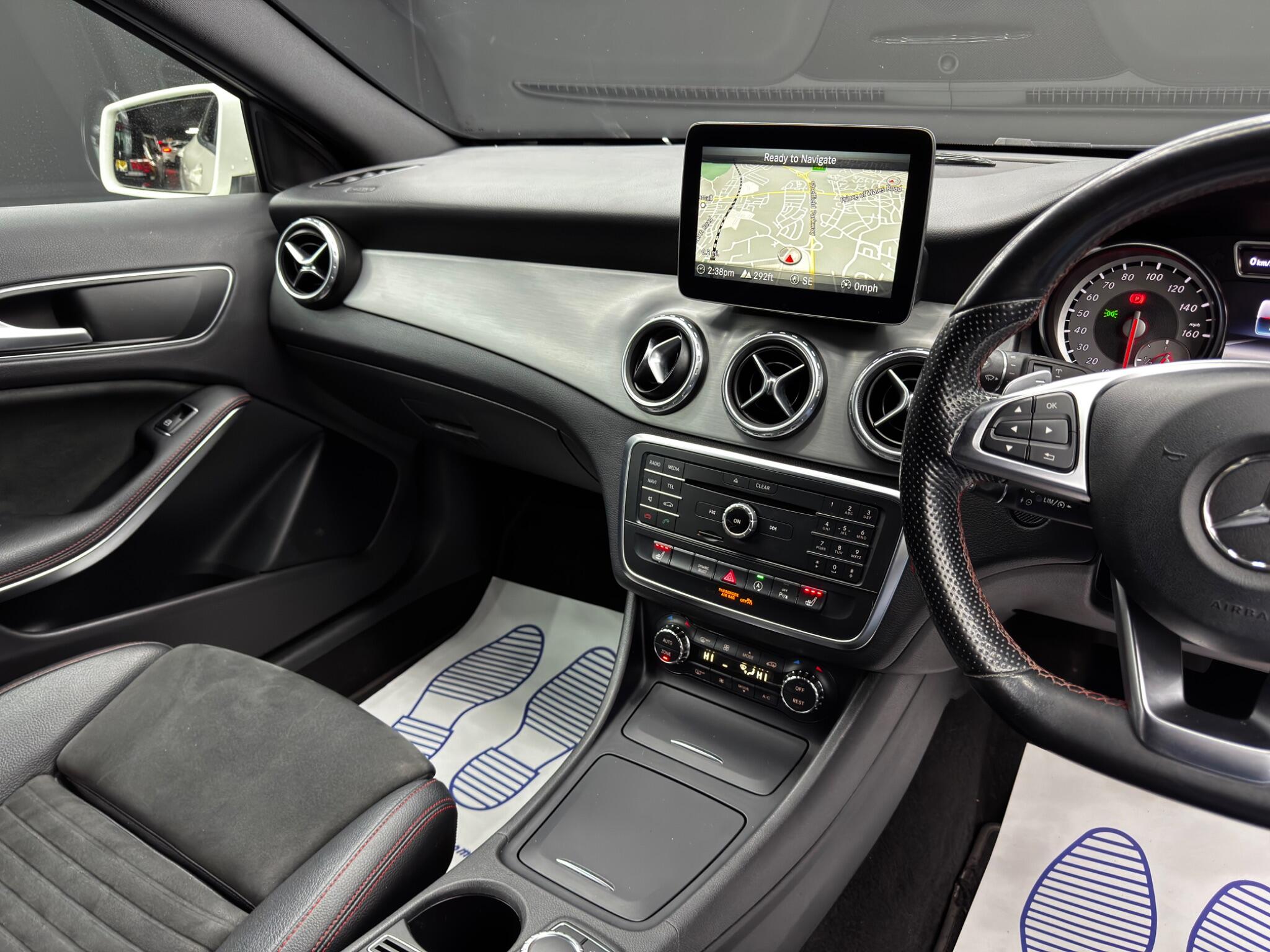 Mercedes-Benz GLA 2.1 GLA200d AMG Line (Premium) 7G-DCT Euro 6 (s/s) 5dr 5dr Automatic 2025