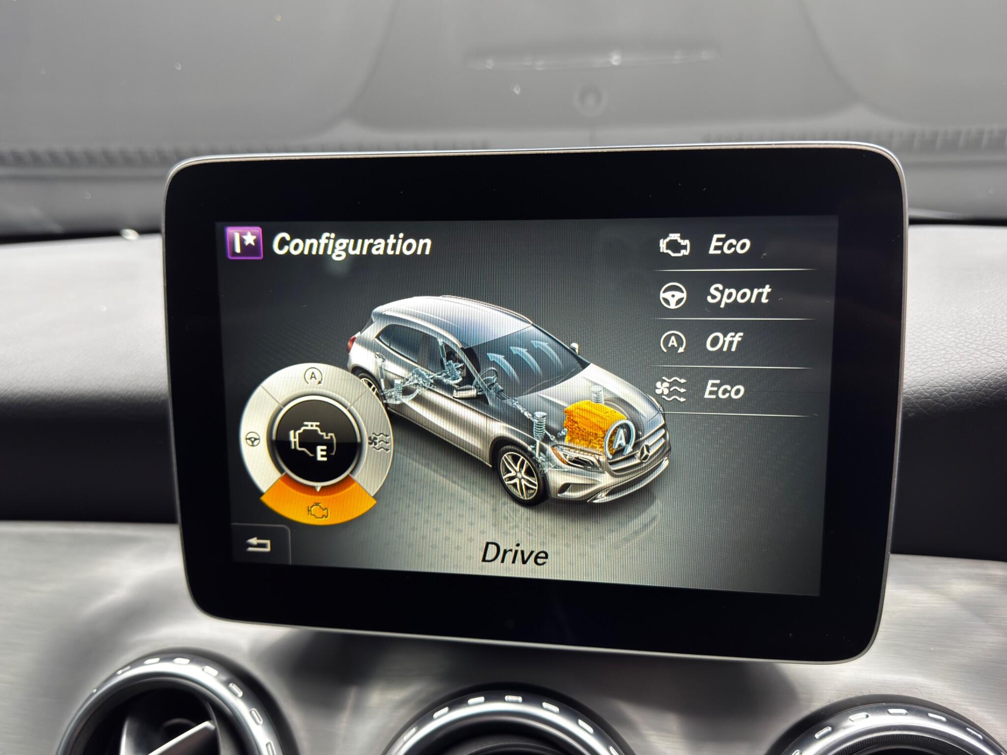 Mercedes-Benz GLA 2.1 GLA200d AMG Line (Premium) 7G-DCT Euro 6 (s/s) 5dr 5dr Automatic 2025