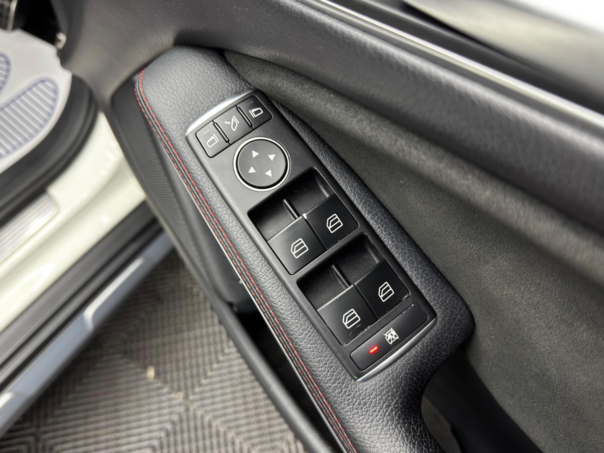 Mercedes-Benz GLA 2.1 GLA200d AMG Line (Premium) 7G-DCT Euro 6 (s/s) 5dr 5dr Automatic 2025