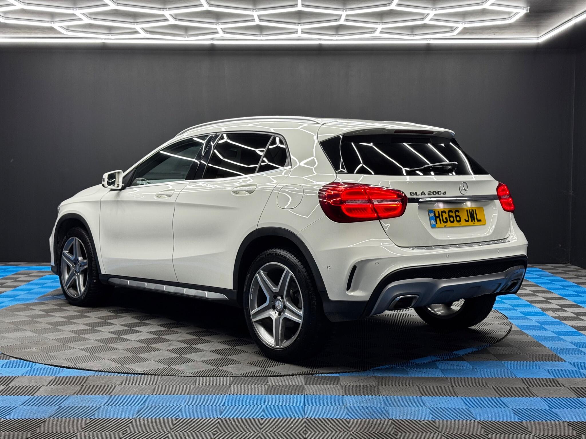 Mercedes-Benz GLA 2.1 GLA200d AMG Line (Premium) 7G-DCT Euro 6 (s/s) 5dr 5dr Automatic 2025