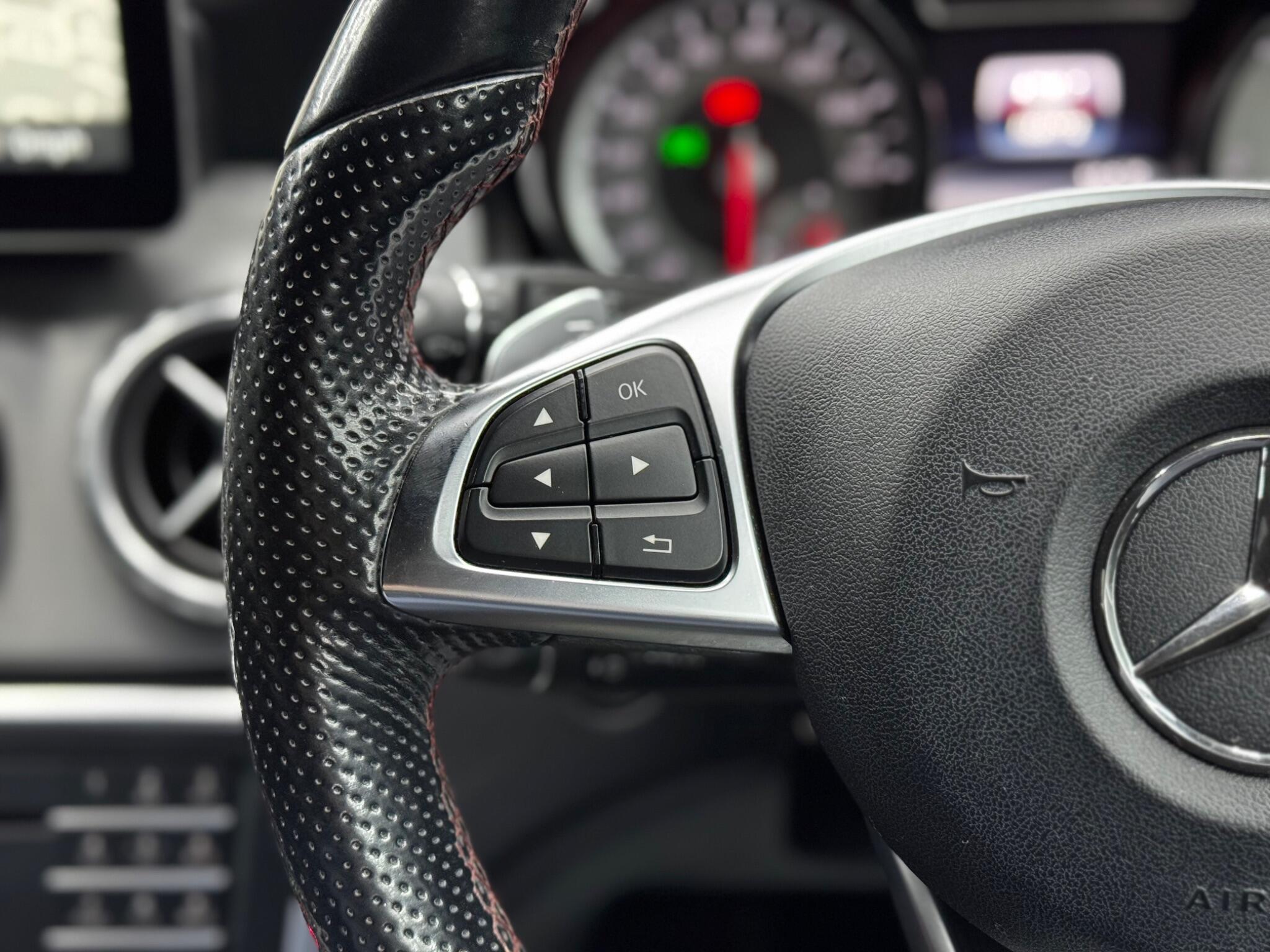 Mercedes-Benz GLA 2.1 GLA200d AMG Line (Premium) 7G-DCT Euro 6 (s/s) 5dr 5dr Automatic 2025