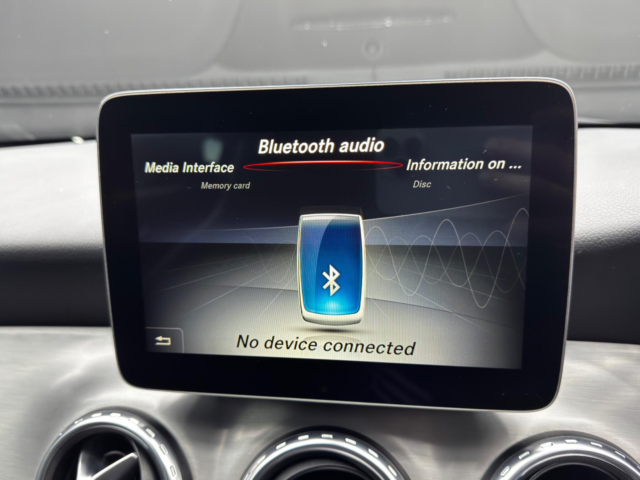 Mercedes-Benz GLA 2.1 GLA200d AMG Line (Premium) 7G-DCT Euro 6 (s/s) 5dr 5dr Automatic 2025