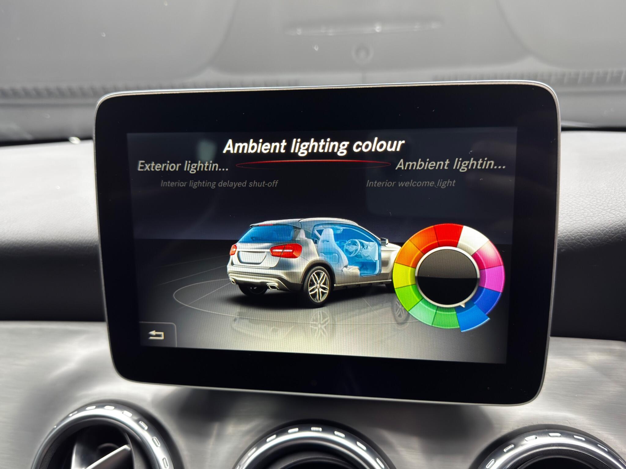 Mercedes-Benz GLA 2.1 GLA200d AMG Line (Premium) 7G-DCT Euro 6 (s/s) 5dr 5dr Automatic 2025