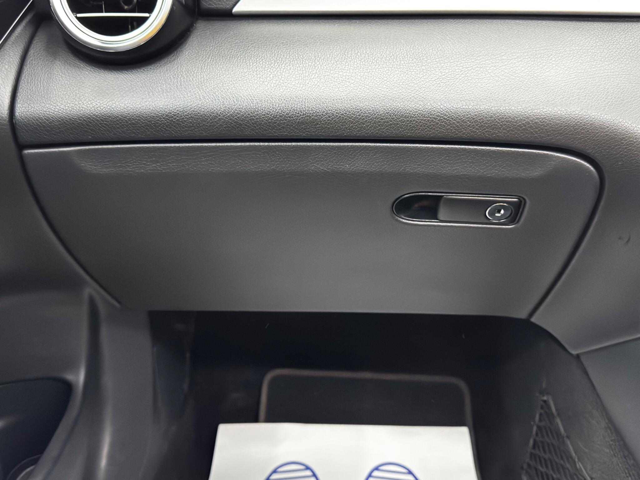 Mercedes-Benz GLC 2.0 GLC250 AMG Line (Premium) Coupe G-Tronic+ 4MATIC Euro 6 (s/s) 5dr 5dr Automatic 2025