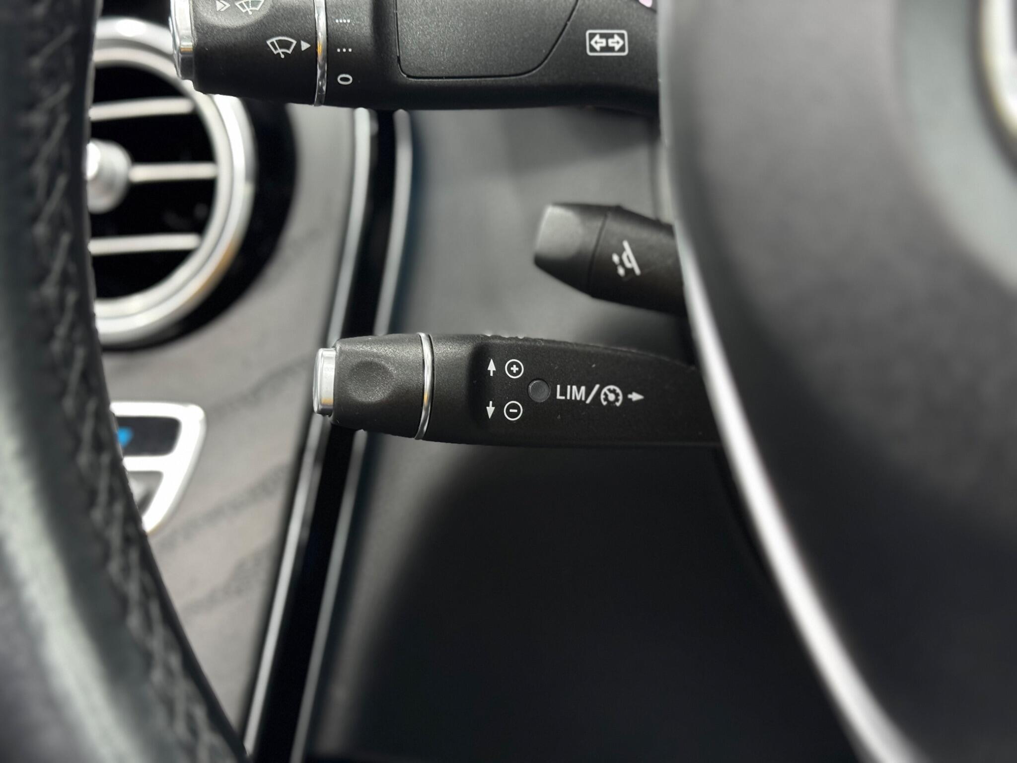 Mercedes-Benz GLC 2.0 GLC250 AMG Line (Premium) Coupe G-Tronic+ 4MATIC Euro 6 (s/s) 5dr 5dr Automatic 2025