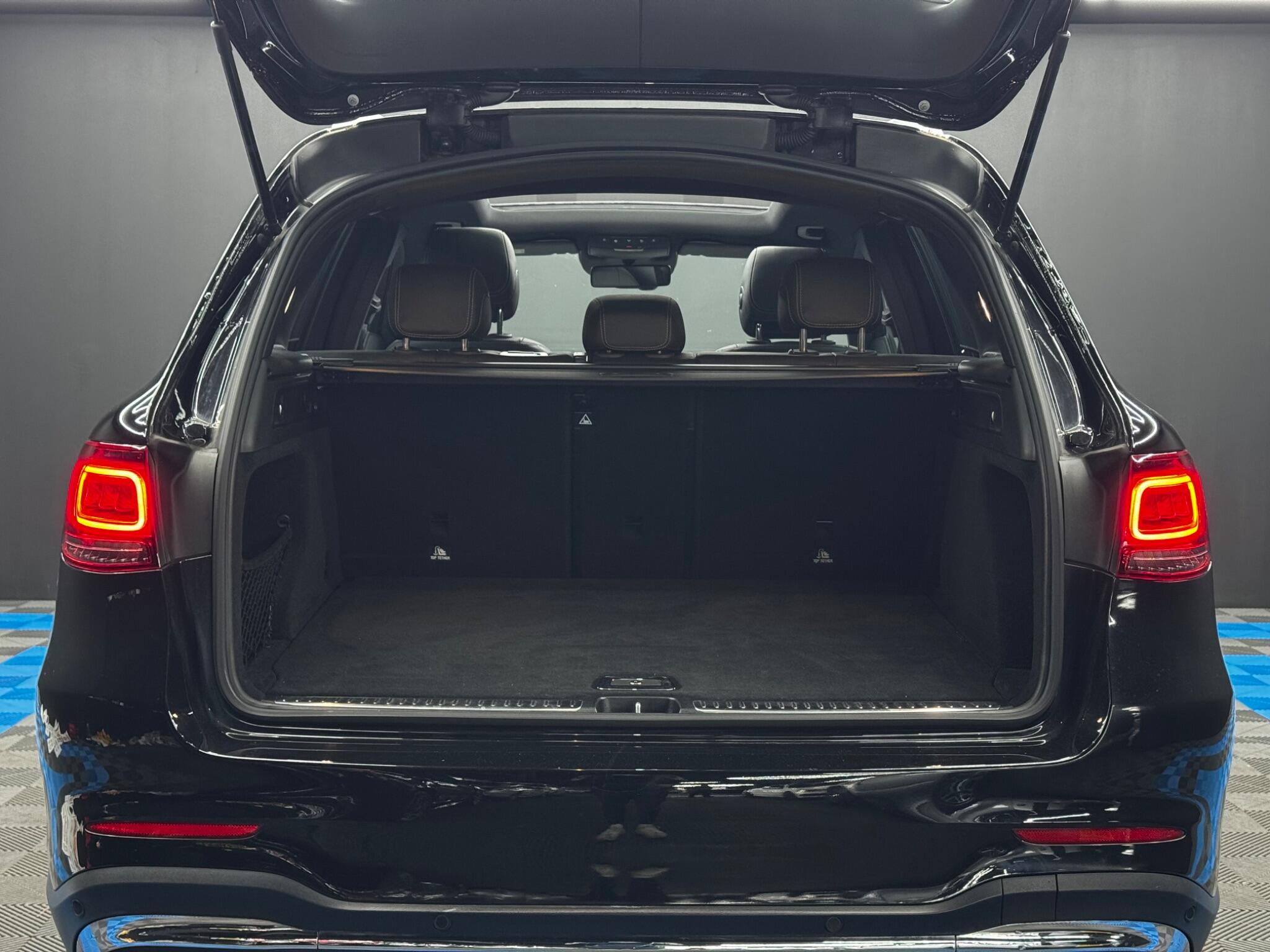 Mercedes-Benz GLC 2.0 GLC300d AMG Line (Premium Plus) G-Tronic+ 4MATIC Euro 6 (s/s) 5dr 5dr Automatic 2025