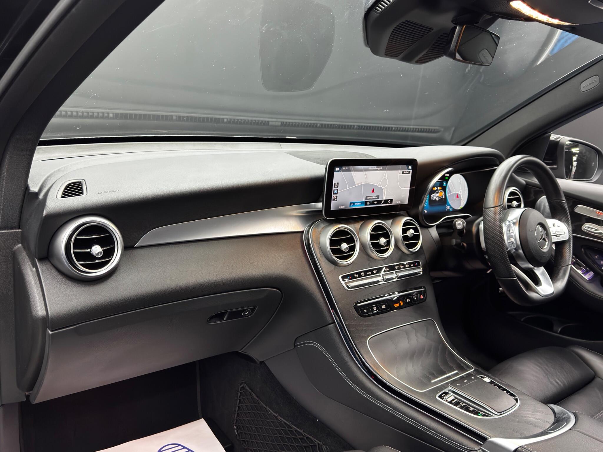 Mercedes-Benz GLC 2.0 GLC300d AMG Line (Premium Plus) G-Tronic+ 4MATIC Euro 6 (s/s) 5dr 5dr Automatic 2025