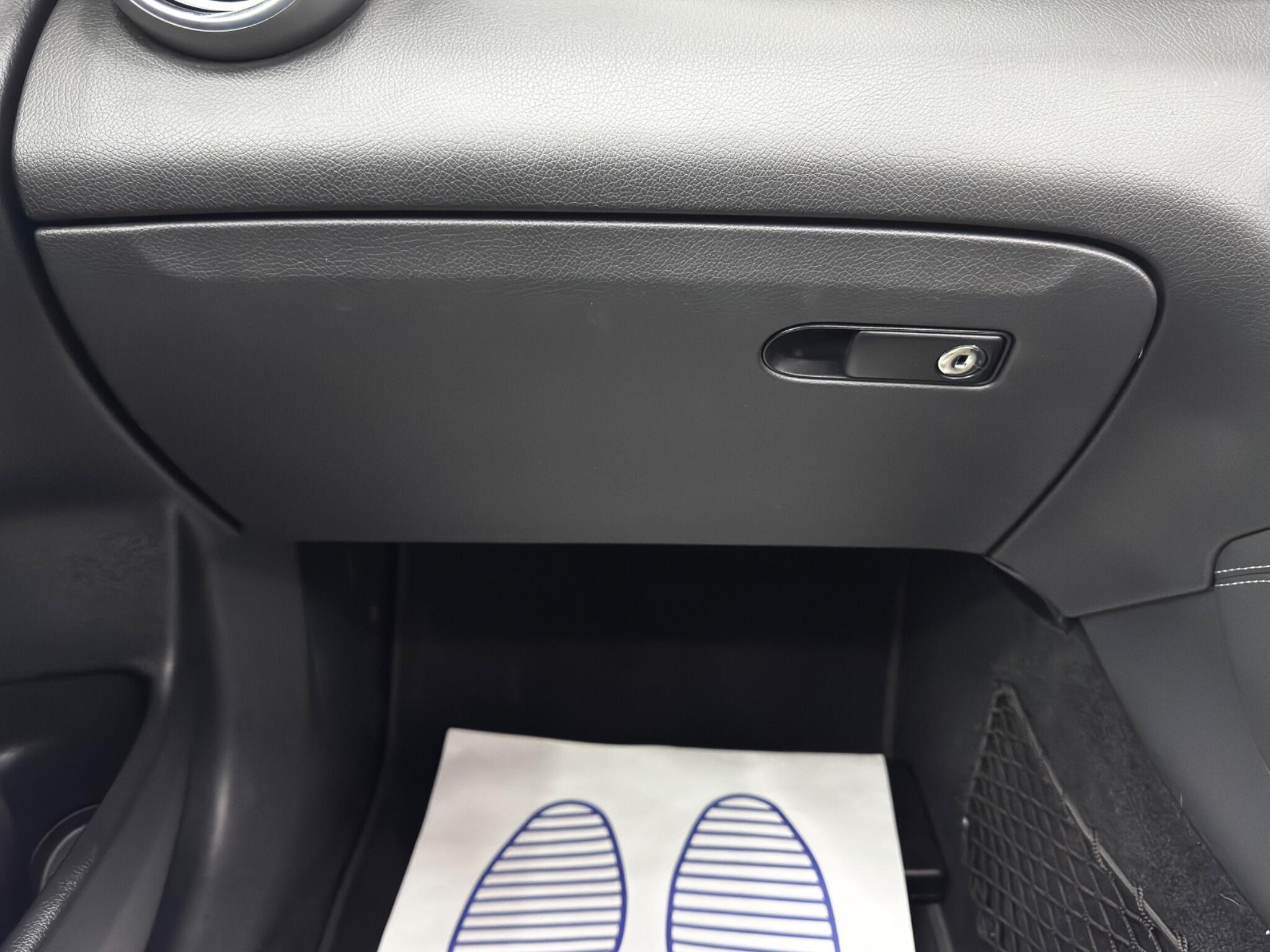 Mercedes-Benz GLC 2.0 GLC300d AMG Line (Premium Plus) G-Tronic+ 4MATIC Euro 6 (s/s) 5dr 5dr Automatic 2025