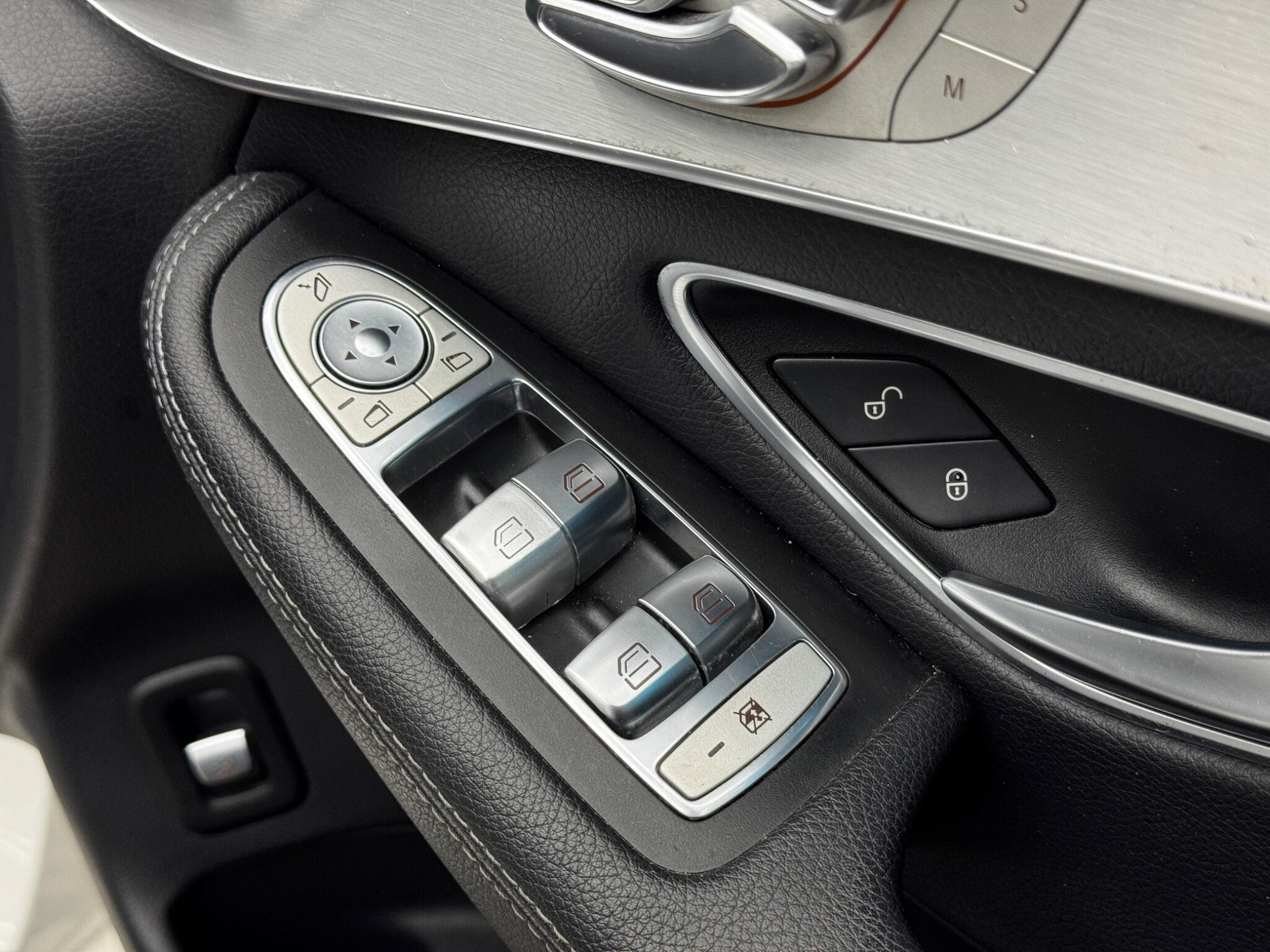Mercedes-Benz GLC 2.1 GLC220d AMG Line (Premium) G-Tronic 4MATIC Euro 6 (s/s) 5dr 5dr Automatic 2026