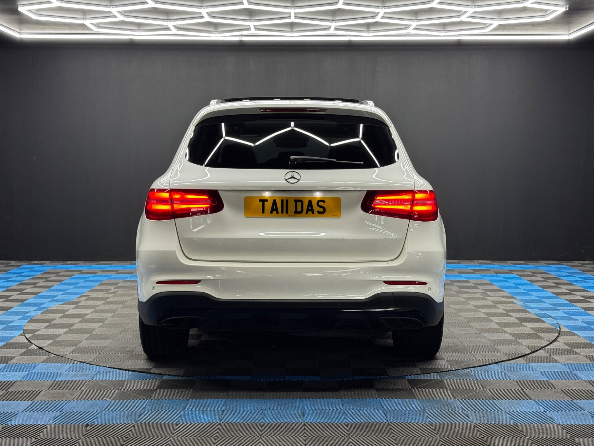 Mercedes-Benz GLC 2.1 GLC220d AMG Line (Premium) G-Tronic 4MATIC Euro 6 (s/s) 5dr 5dr Automatic 2026