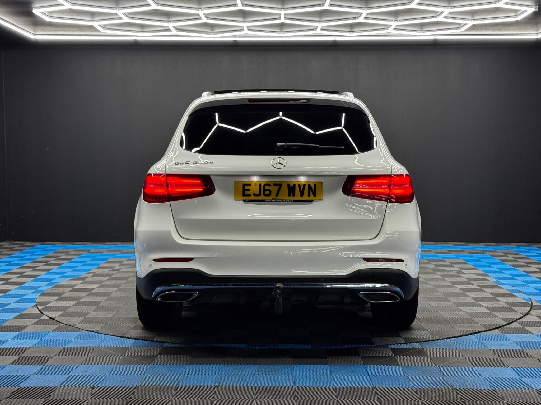 Mercedes-Benz GLC 2.1 GLC250d AMG Line (Premium Plus) G-Tronic 4MATIC Euro 6 (s/s) 5dr 5dr Automatic 2025