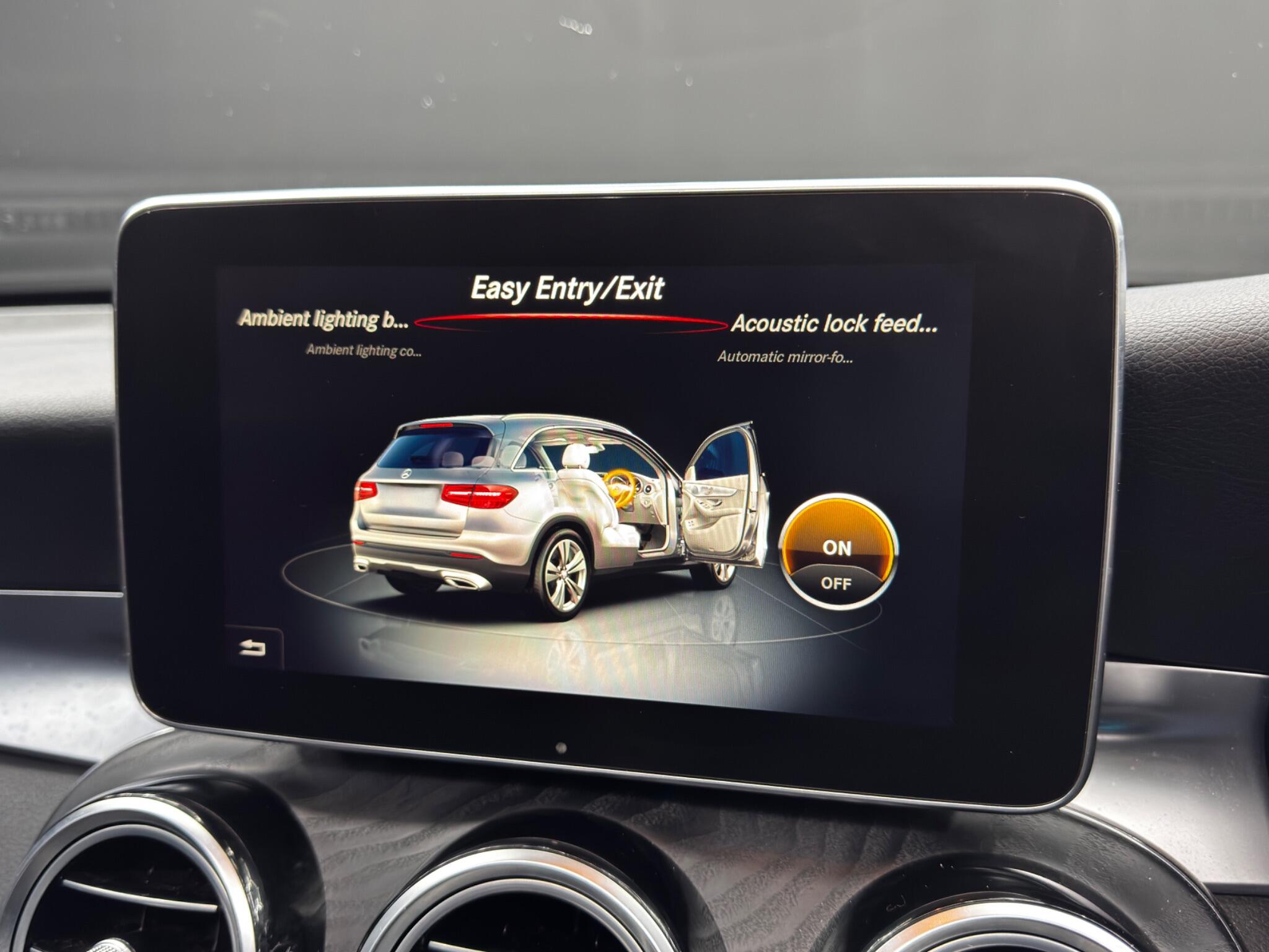 Mercedes-Benz GLC 2.1 GLC250d AMG Line (Premium Plus) G-Tronic 4MATIC Euro 6 (s/s) 5dr 5dr Automatic 2025