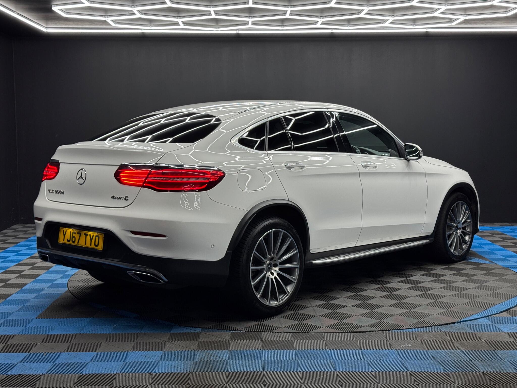Mercedes-Benz GLC 3.0 GLC350d V6 AMG Line (Premium Plus) Coupe G-Tronic 4MATIC Euro 6 (s/s) 5dr 5dr Automatic 2026