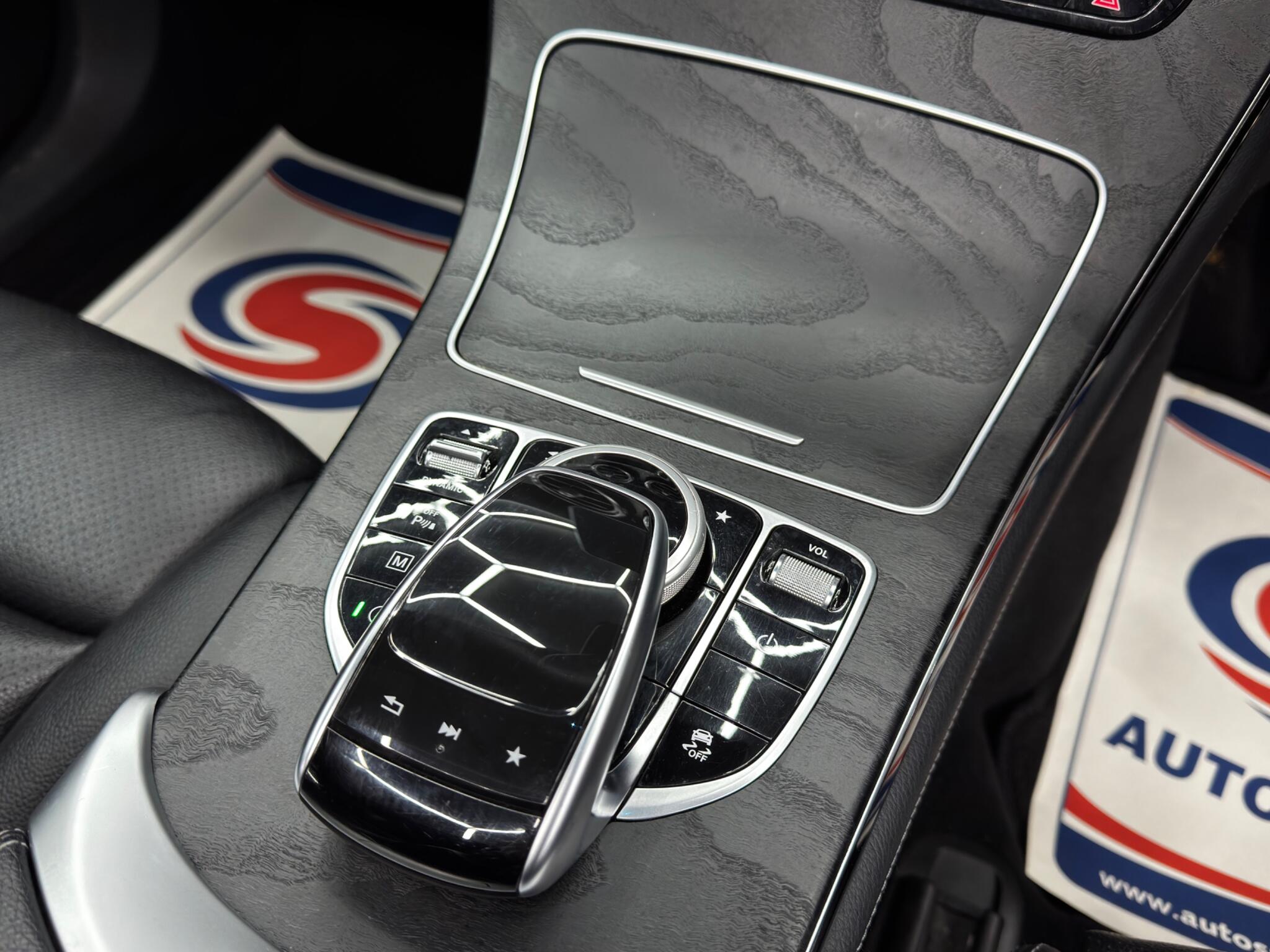 Mercedes-Benz GLC 3.0 GLC350d V6 AMG Line (Premium Plus) Coupe G-Tronic 4MATIC Euro 6 (s/s) 5dr 5dr Automatic 2026