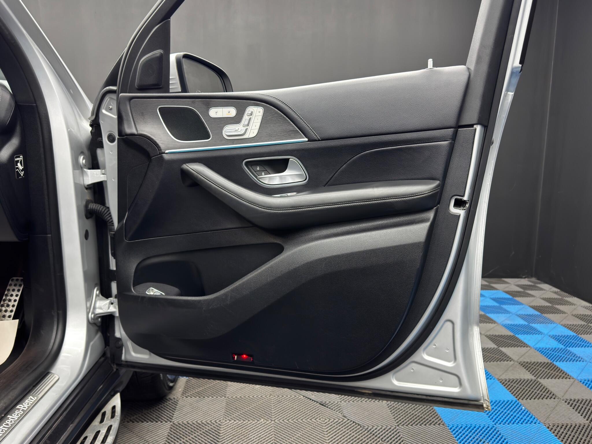 Mercedes-Benz GLE 2.9 GLE400d AMG Line (Premium) G-Tronic 4MATIC Euro 6 (s/s) 5dr (7 Seat) 5dr Automatic 2026