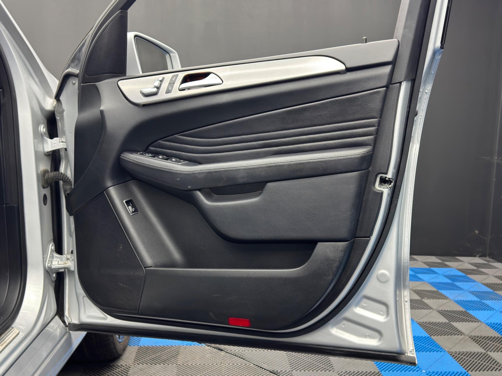 Mercedes-Benz GLE 3.0 GLE350d V6 AMG Line G-Tronic 4MATIC Euro 6 (s/s) 5dr 5dr Automatic 2025