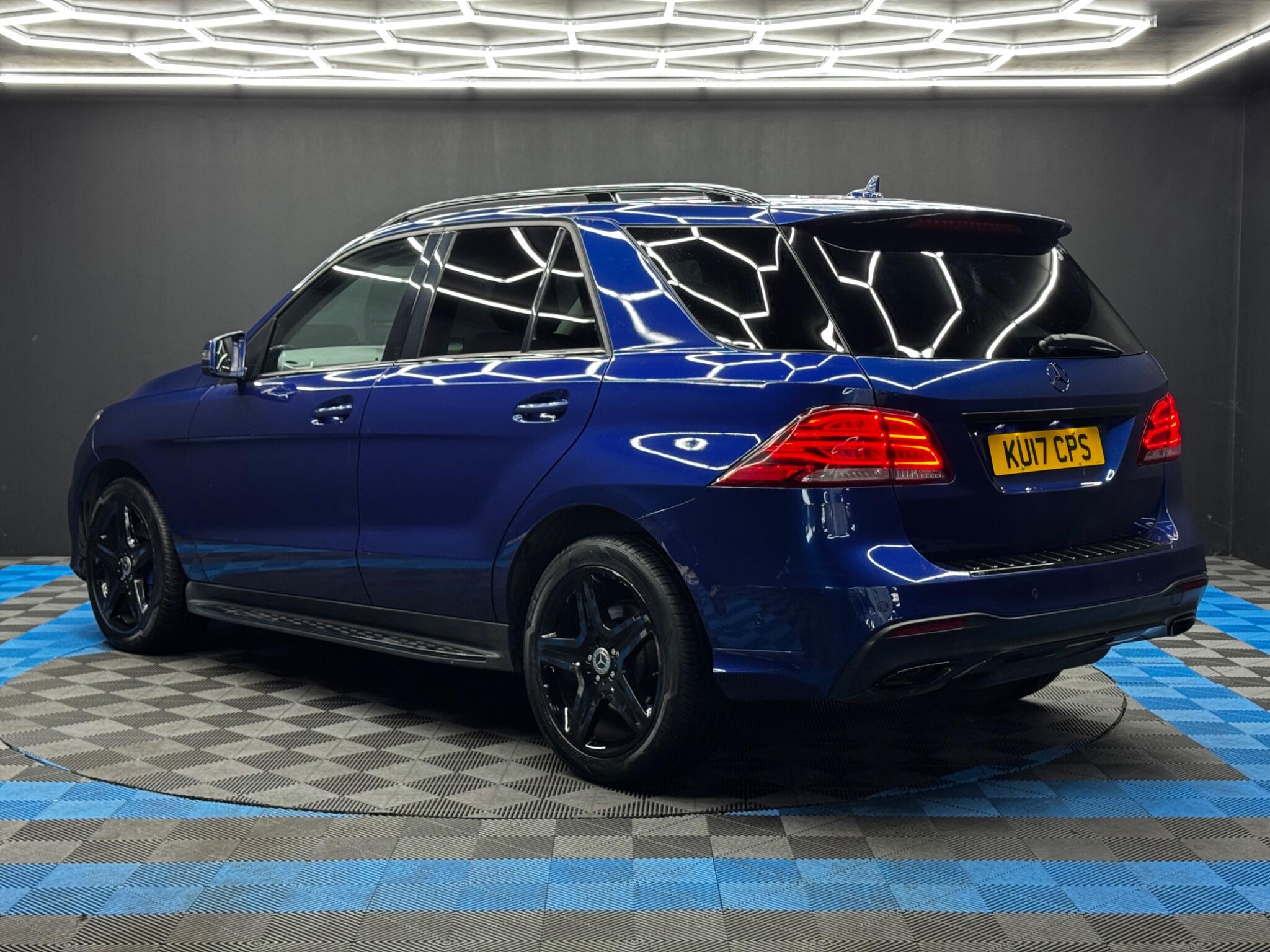 Mercedes-Benz GLE 3.0 GLE350d V6 AMG Line (Premium) SUV 5dr Diesel G-Tronic 4MATIC Euro 6 (s/s) (258 ps) 5dr Automatic 2025