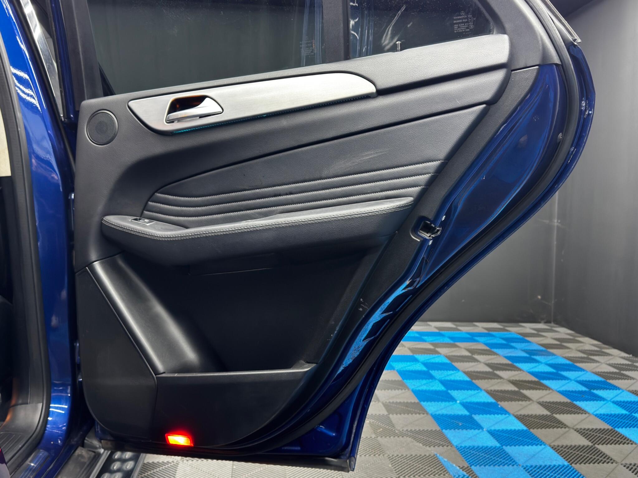 Mercedes-Benz GLE 3.0 GLE350d V6 AMG Line (Premium) SUV 5dr Diesel G-Tronic 4MATIC Euro 6 (s/s) (258 ps) 5dr Automatic 2025