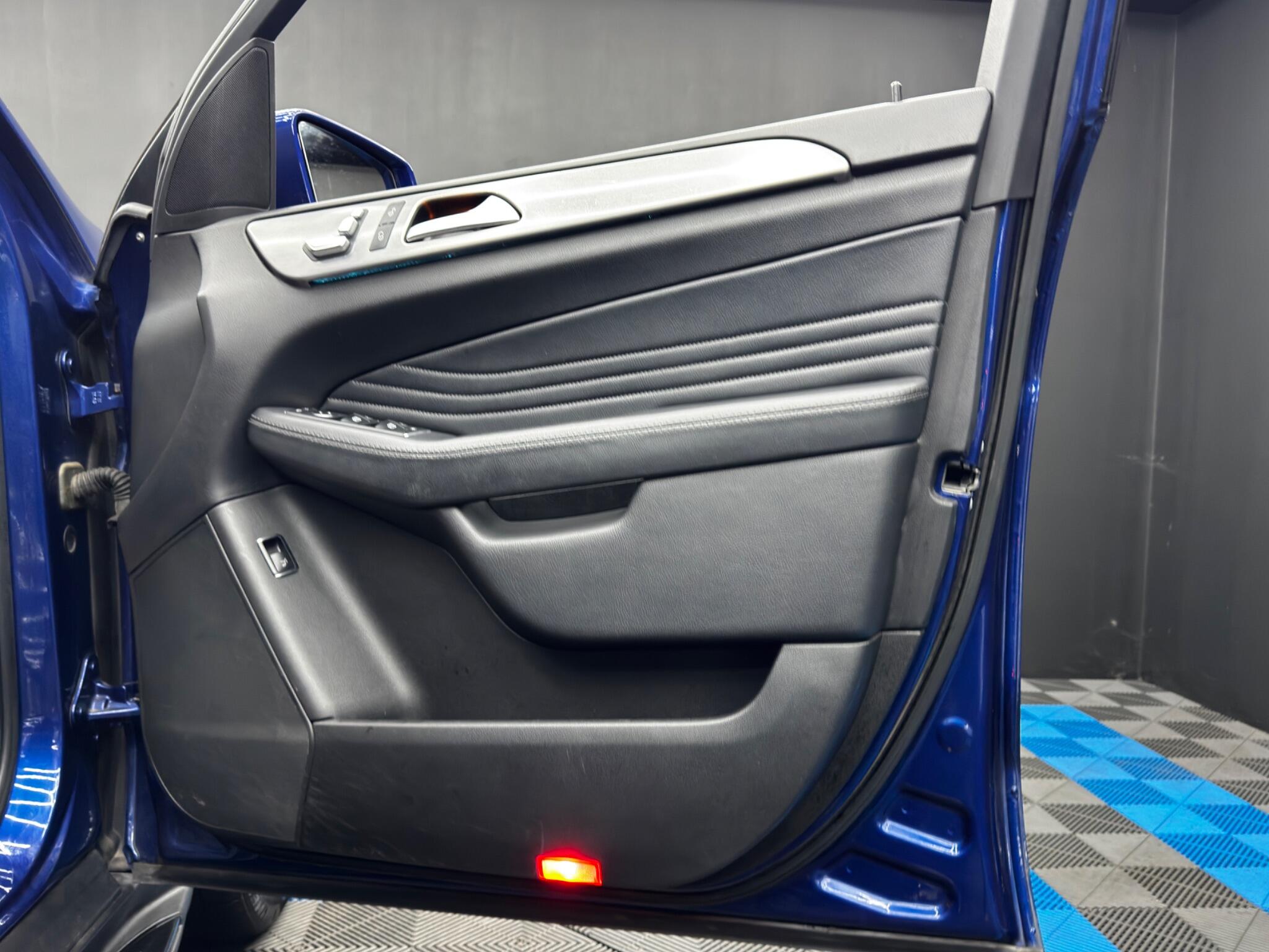 Mercedes-Benz GLE 3.0 GLE350d V6 AMG Line (Premium) SUV 5dr Diesel G-Tronic 4MATIC Euro 6 (s/s) (258 ps) 5dr Automatic 2025