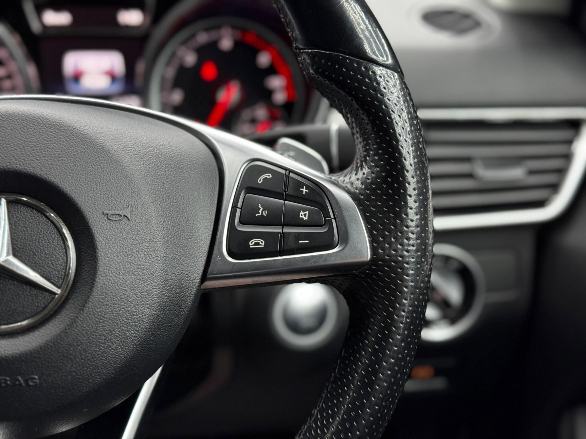 Mercedes-Benz GLE 3.0 GLE350d V6 AMG Line (Premium) SUV 5dr Diesel G-Tronic 4MATIC Euro 6 (s/s) (258 ps) 5dr Automatic 2025