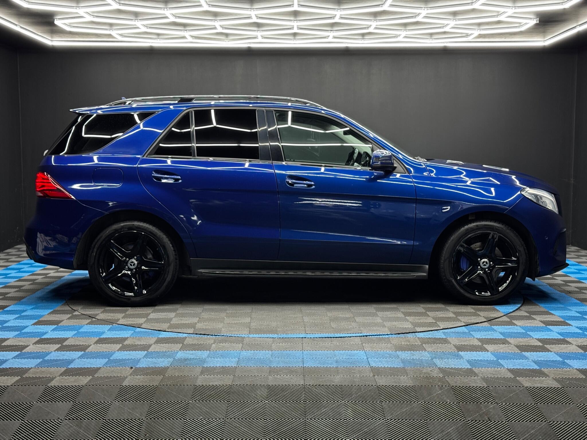 Mercedes-Benz GLE 3.0 GLE350d V6 AMG Line (Premium) SUV 5dr Diesel G-Tronic 4MATIC Euro 6 (s/s) (258 ps) 5dr Automatic 2025