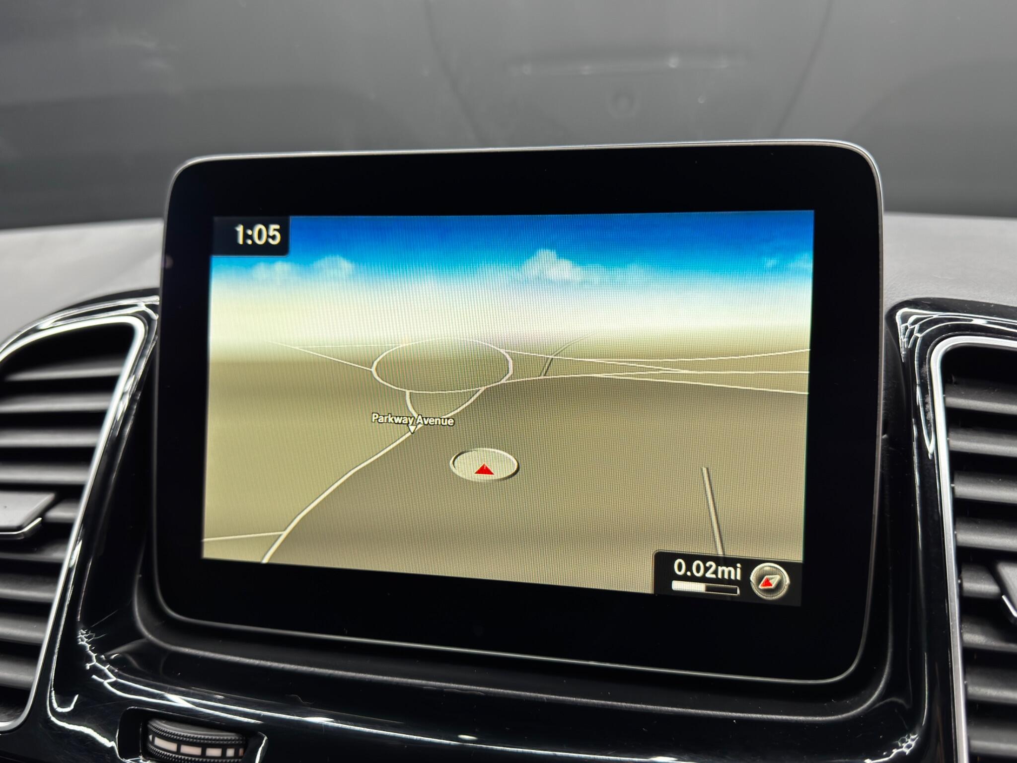 Mercedes-Benz GLE 3.0 GLE350d V6 AMG Line (Premium) SUV 5dr Diesel G-Tronic 4MATIC Euro 6 (s/s) (258 ps) 5dr Automatic 2025