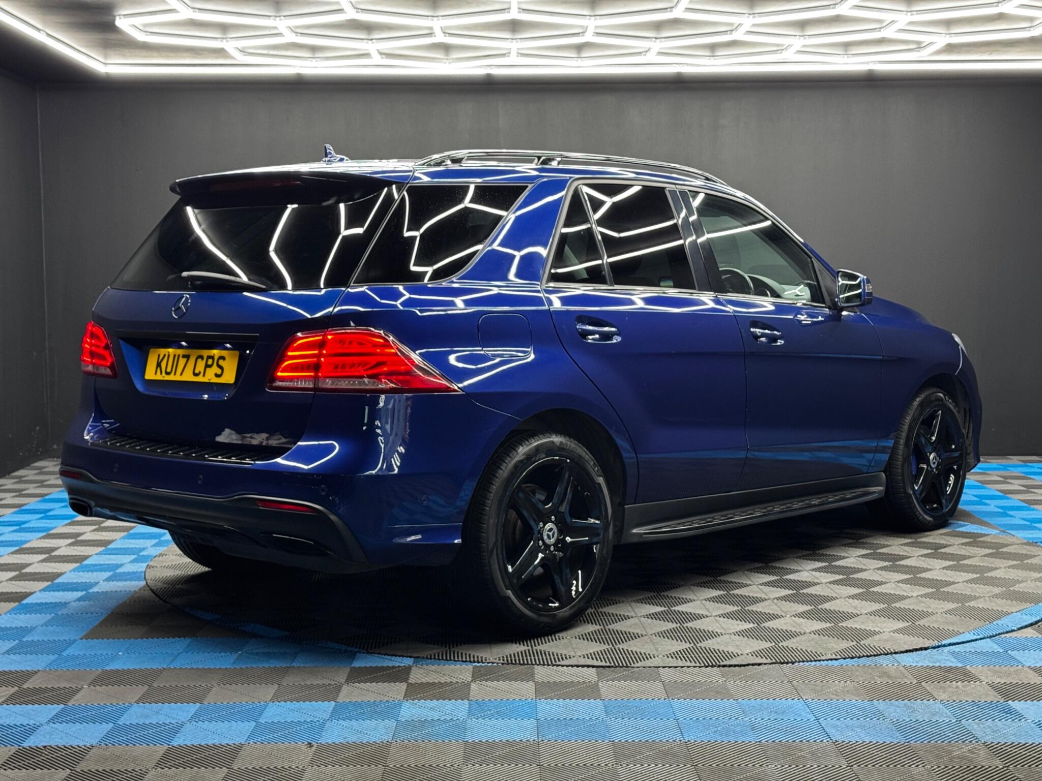 Mercedes-Benz GLE 3.0 GLE350d V6 AMG Line (Premium) SUV 5dr Diesel G-Tronic 4MATIC Euro 6 (s/s) (258 ps) 5dr Automatic 2025