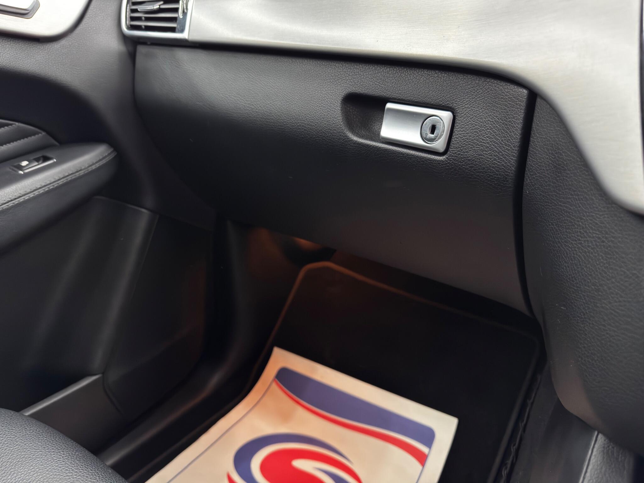 Mercedes-Benz GLE 3.0 GLE350d V6 AMG Line (Premium) SUV 5dr Diesel G-Tronic 4MATIC Euro 6 (s/s) (258 ps) 5dr Automatic 2025