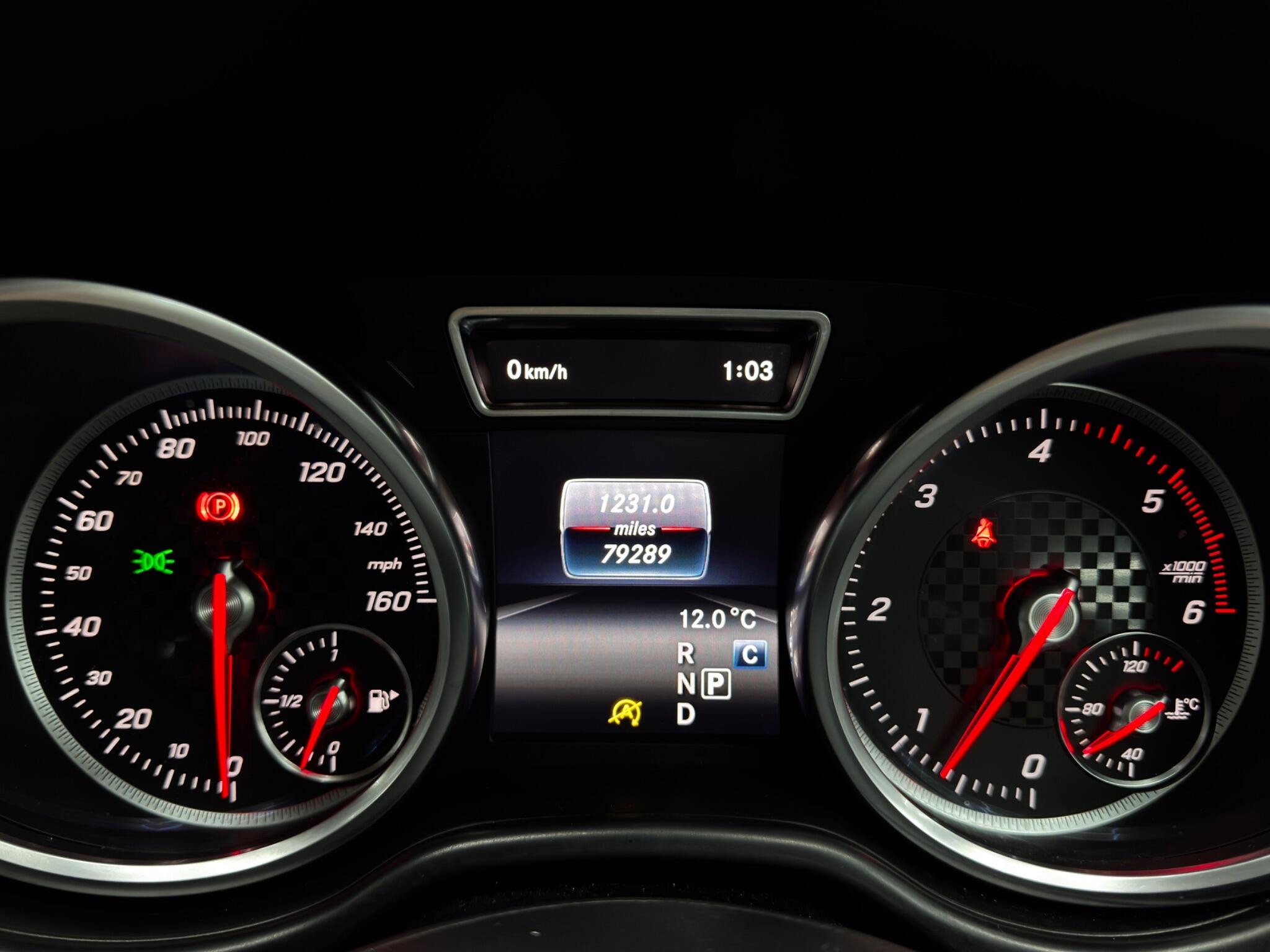 Mercedes-Benz GLE 3.0 GLE350d V6 AMG Line (Premium) SUV 5dr Diesel G-Tronic 4MATIC Euro 6 (s/s) (258 ps) 5dr Automatic 2025