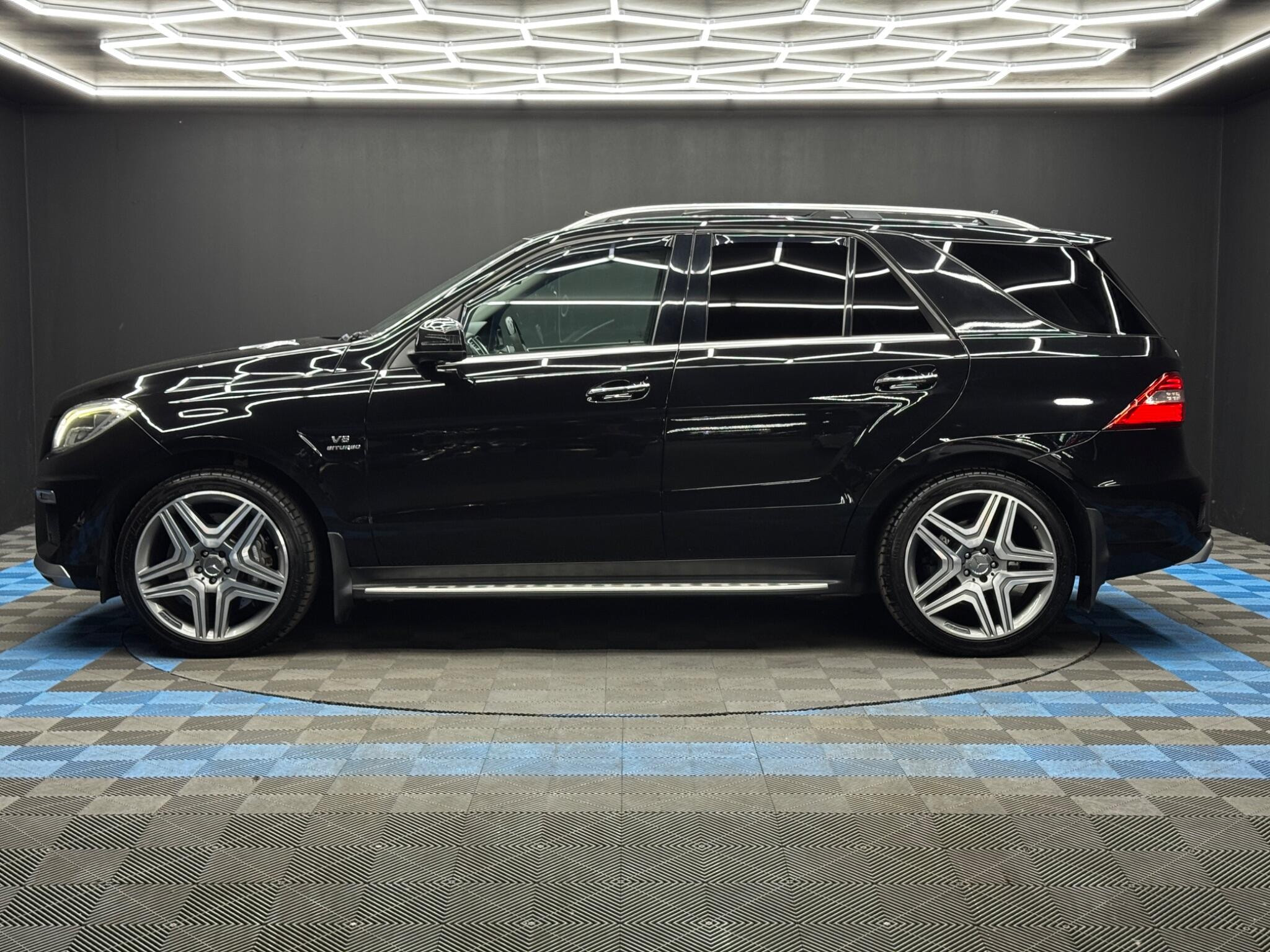 Mercedes-Benz M Class 5.5 ML63 V8 AMG SpdS+7GT 4WD Euro 6 (s/s) 5dr 5dr Automatic 2026