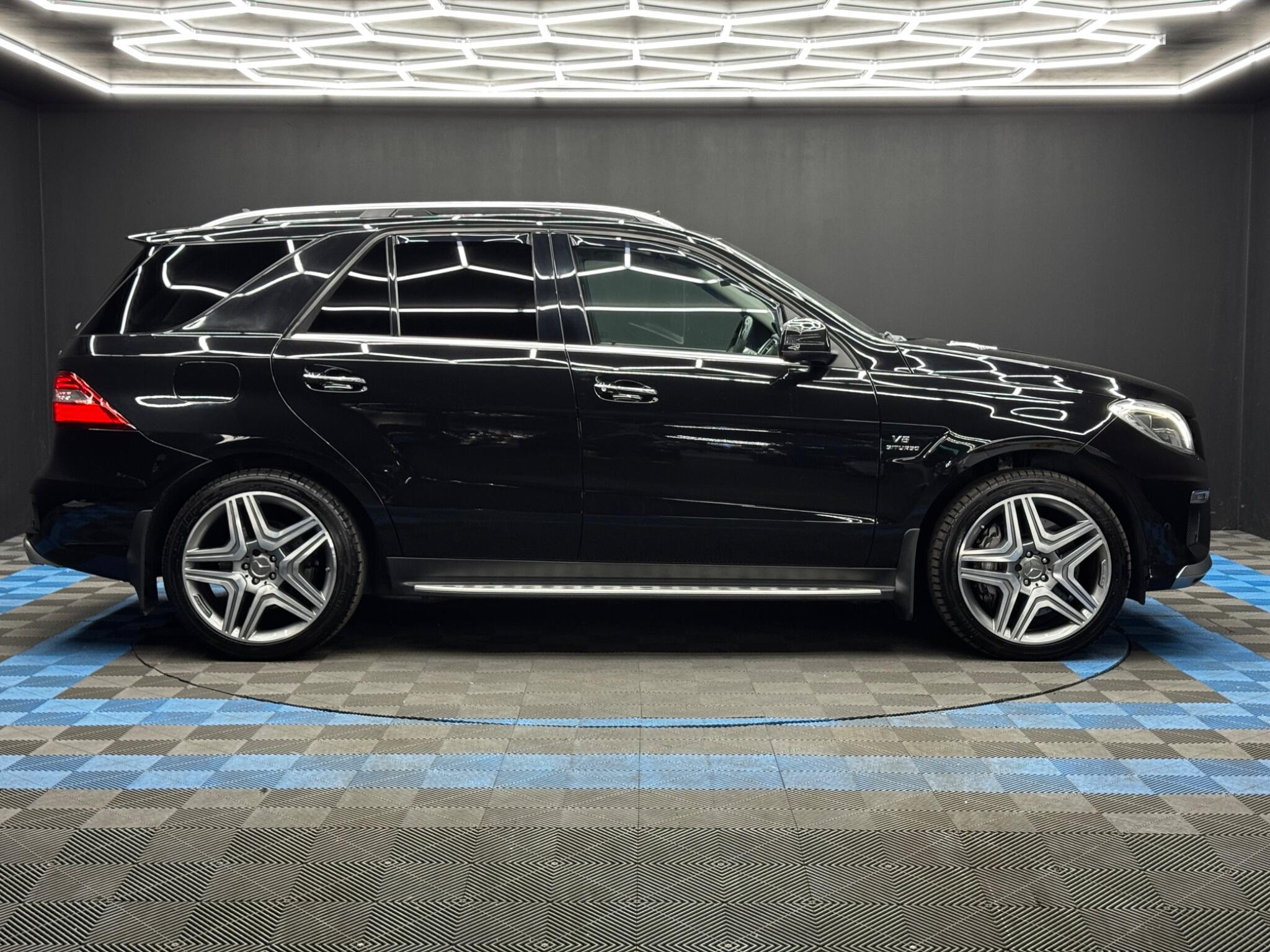 Mercedes-Benz M Class 5.5 ML63 V8 AMG SpdS+7GT 4WD Euro 6 (s/s) 5dr 5dr Automatic 2026