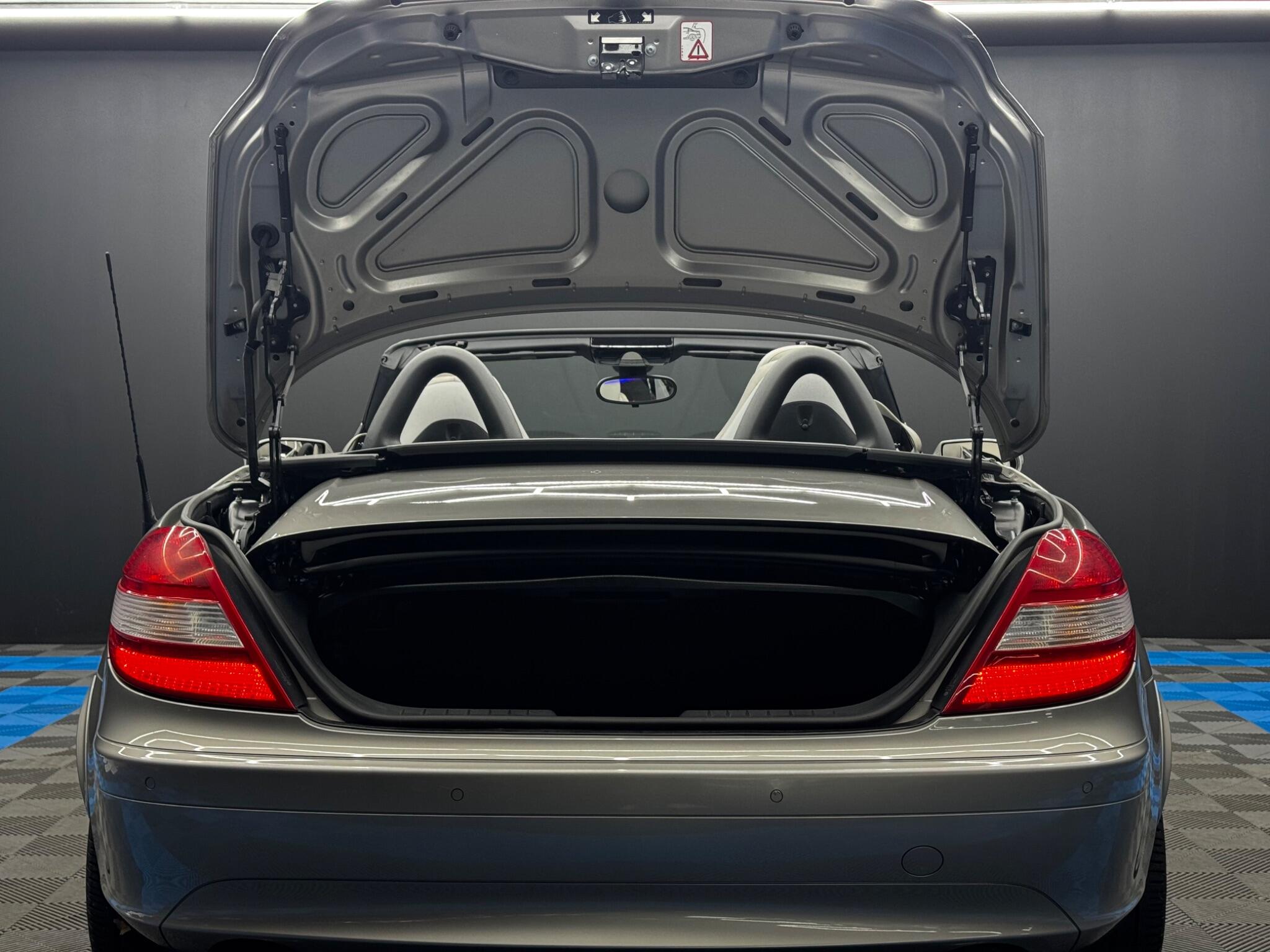 Mercedes-Benz SLK 3.0 SLK280 7G-Tronic 2dr 2dr Automatic 2025