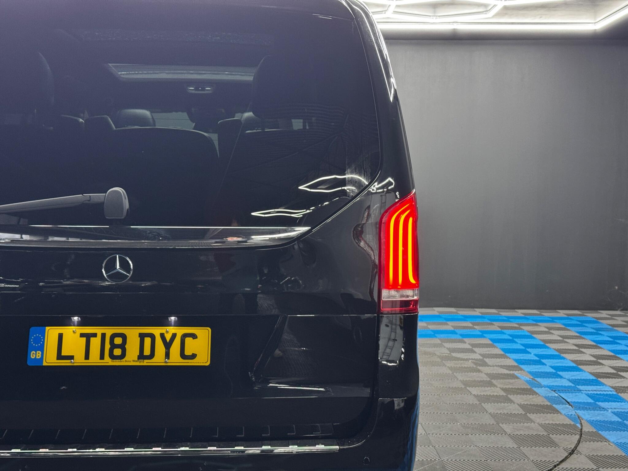 Mercedes-Benz V Class 2.2 V220d AMG Line G-Tronic+ Euro 6 (s/s) 5dr 8 Seat LWB 5dr Automatic 2025