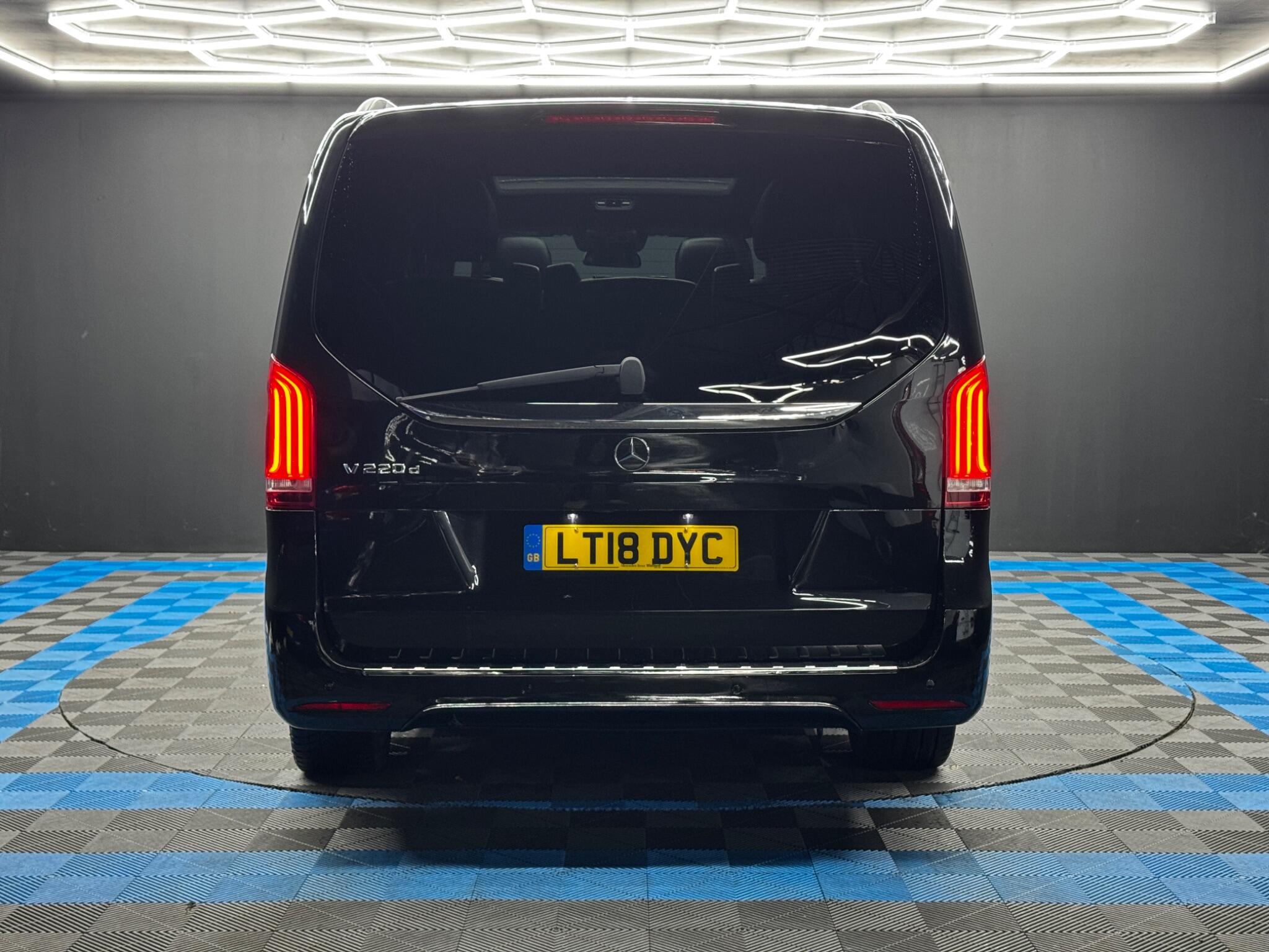 Mercedes-Benz V Class 2.2 V220d AMG Line G-Tronic+ Euro 6 (s/s) 5dr 8 Seat LWB 5dr Automatic 2025