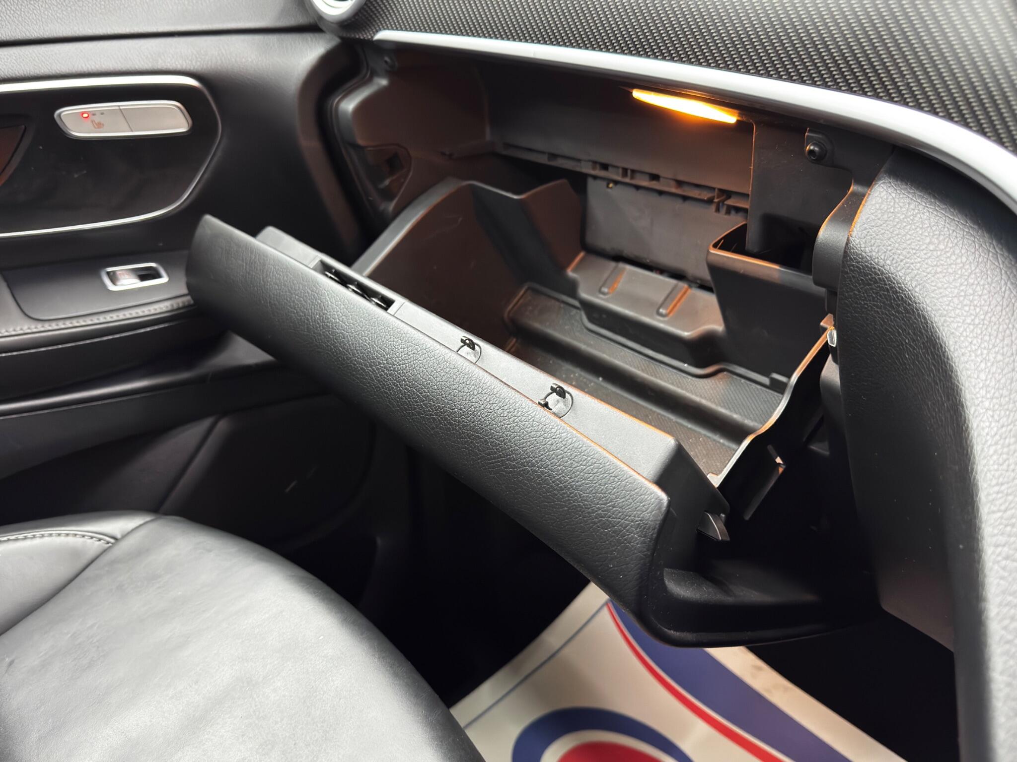 Mercedes-Benz V Class 2.2 V220d AMG Line G-Tronic+ Euro 6 (s/s) 5dr 8 Seat LWB 5dr Automatic 2025