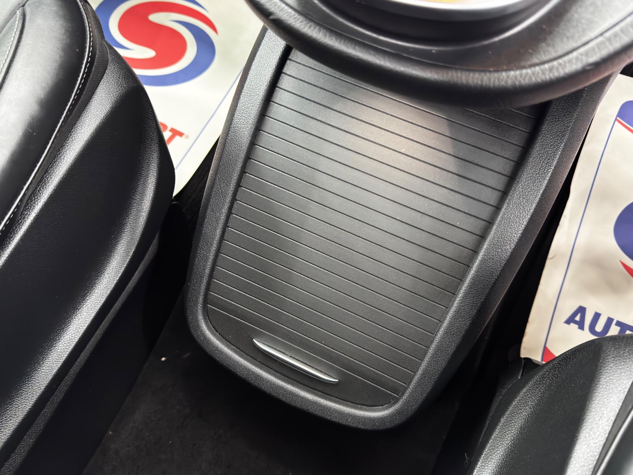 Mercedes-Benz V Class 2.2 V220d AMG Line G-Tronic+ Euro 6 (s/s) 5dr 8 Seat LWB 5dr Automatic 2025