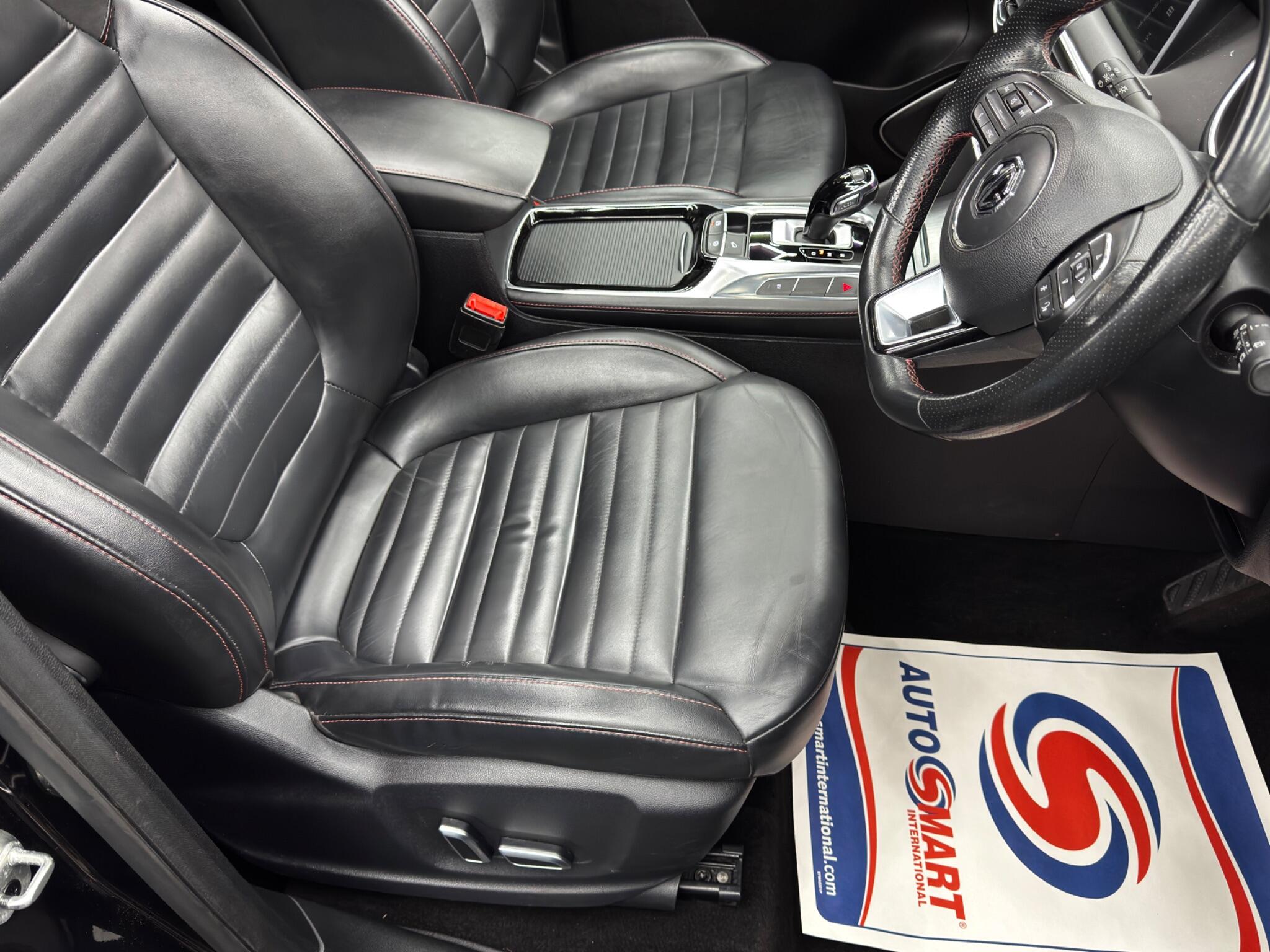 MG Mg hs 1.5 T-GDI 16.6kWh Exclusive Auto Euro 6 (s/s) 5dr 5dr Automatic 2026