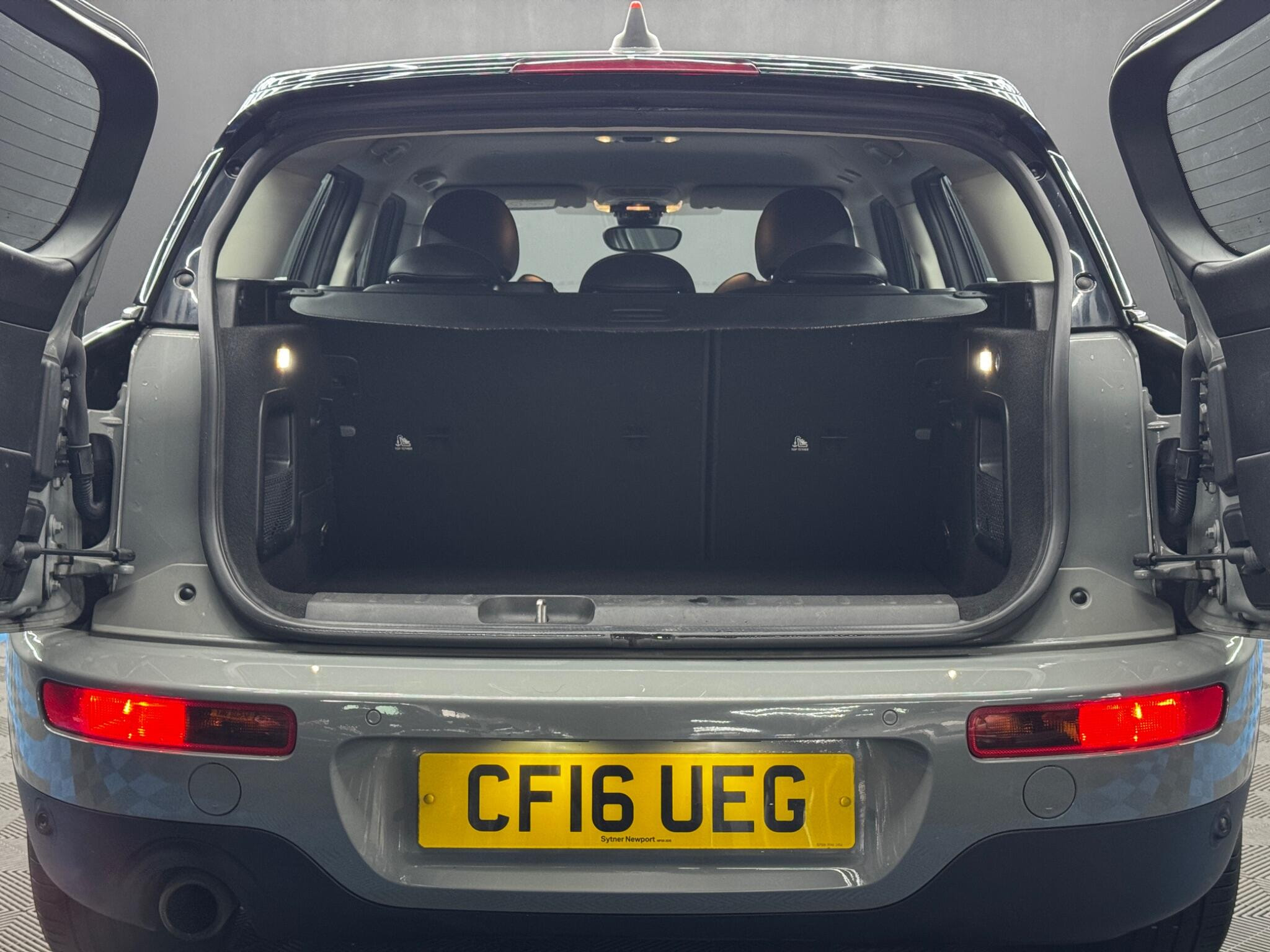 MINI Clubman 1.5 Cooper Euro 6 (s/s) 6dr 6dr Manual 2026