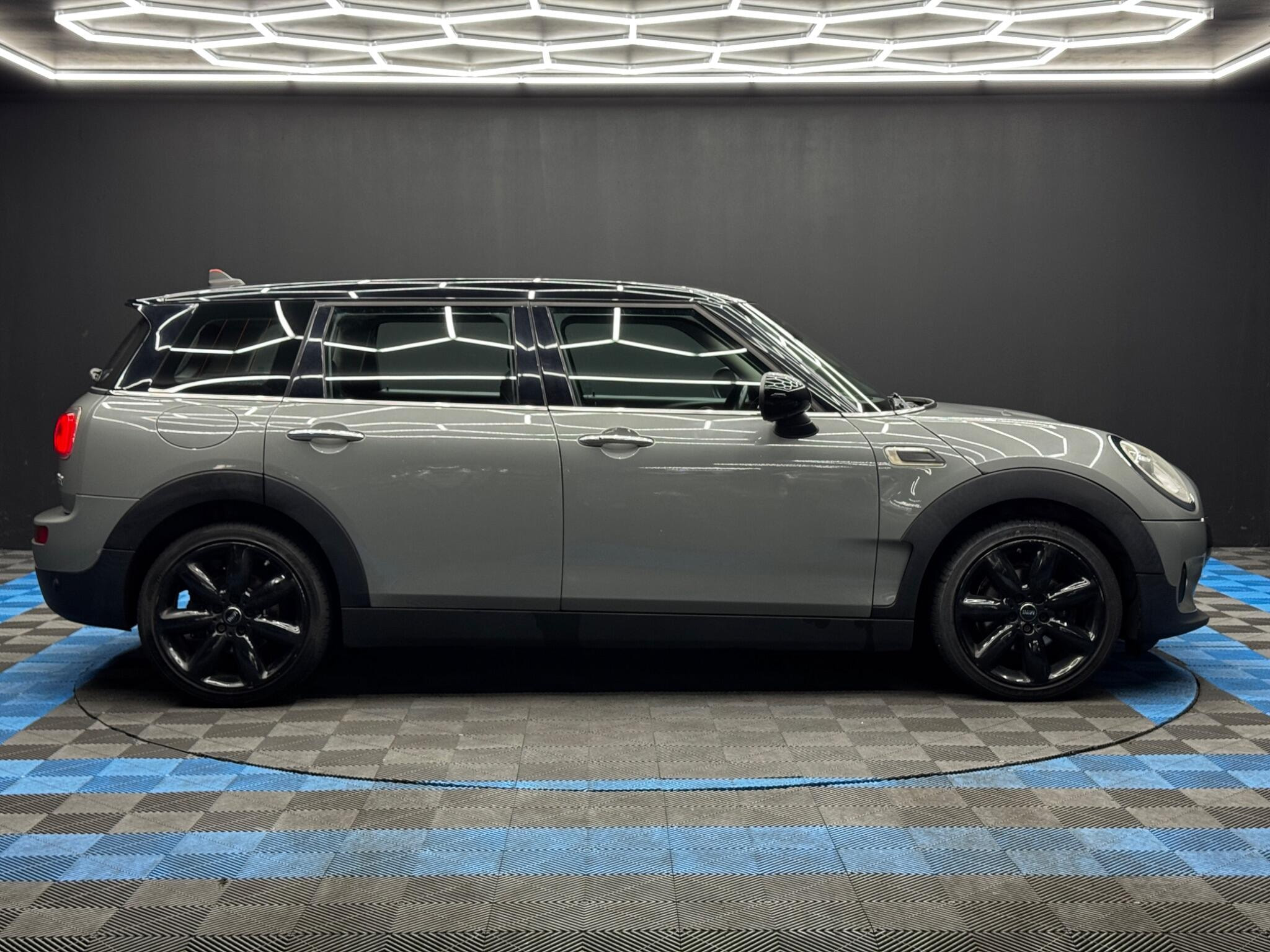 MINI Clubman 1.5 Cooper Euro 6 (s/s) 6dr 6dr Manual 2026