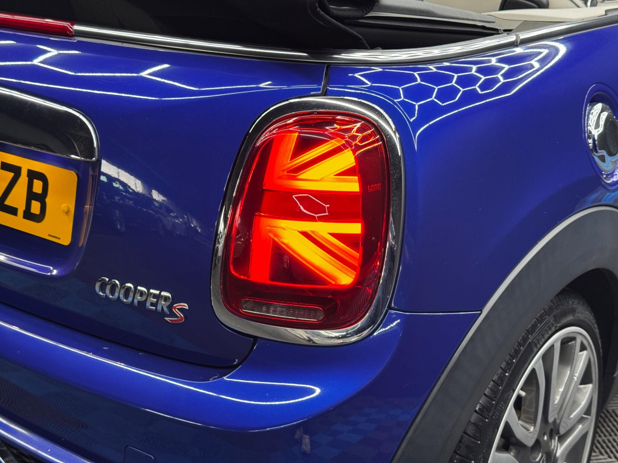MINI Convertible 2.0 Cooper S 25th Anniversary Steptronic Euro 6 (s/s) 2dr 2dr Automatic 2026