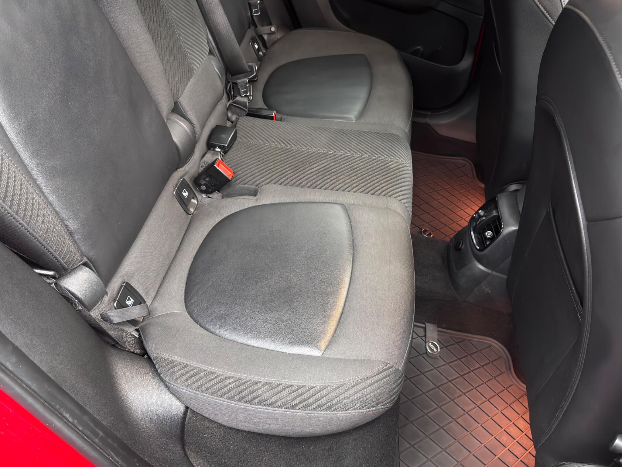 MINI Countryman 1.5 7.6kWh Cooper SE Auto ALL4 Euro 6 (s/s) 5dr 5dr Automatic 2025