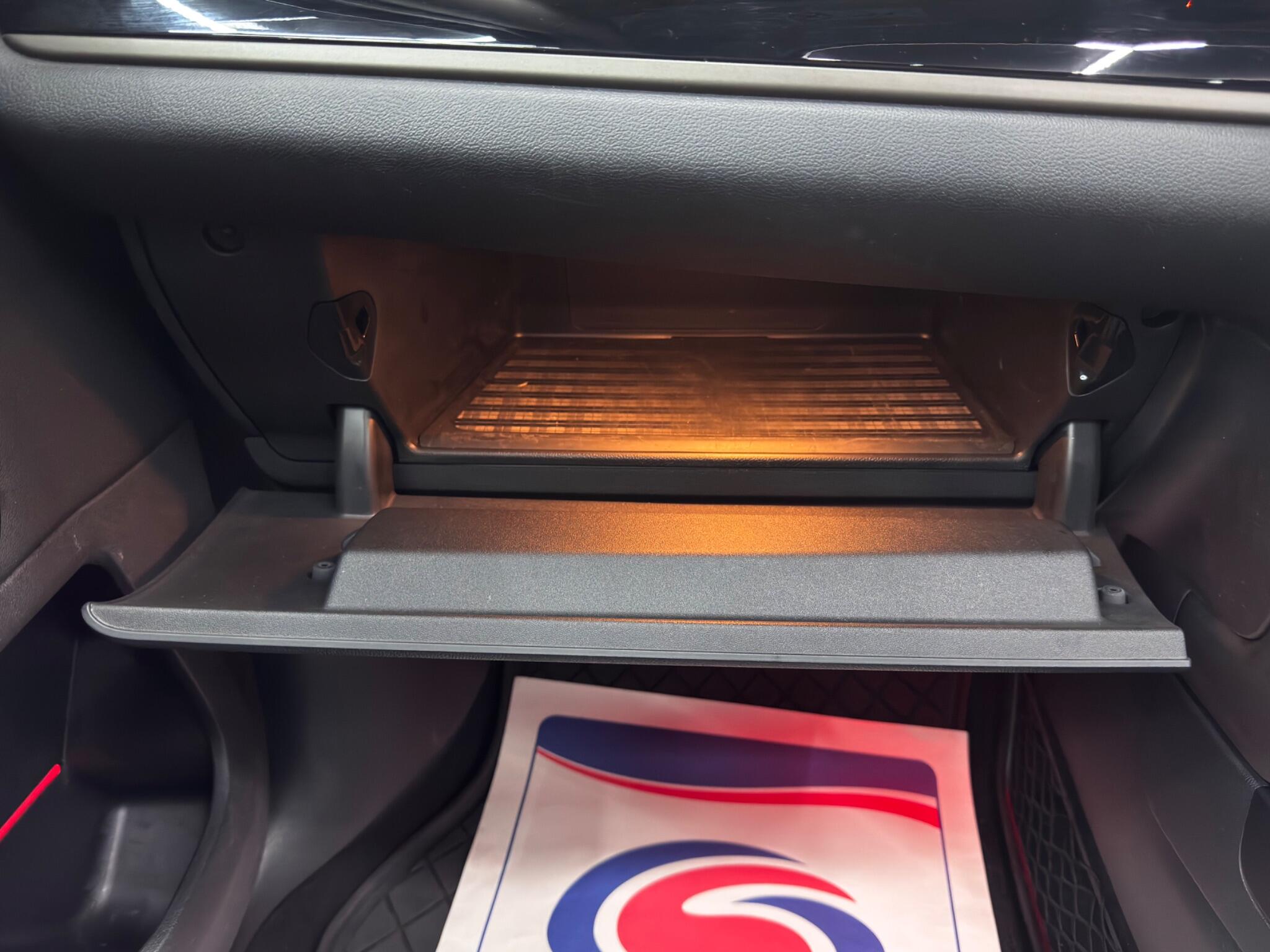 MINI Countryman 1.5 7.6kWh Cooper SE Auto ALL4 Euro 6 (s/s) 5dr 5dr Automatic 2025