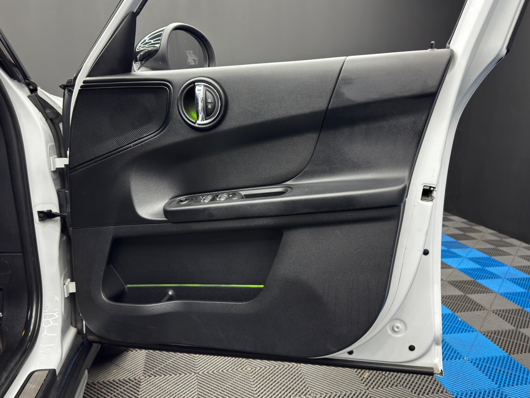 MINI Countryman 2.0 Cooper D Auto ALL4 Euro 6 (s/s) 5dr 5dr Automatic 2026