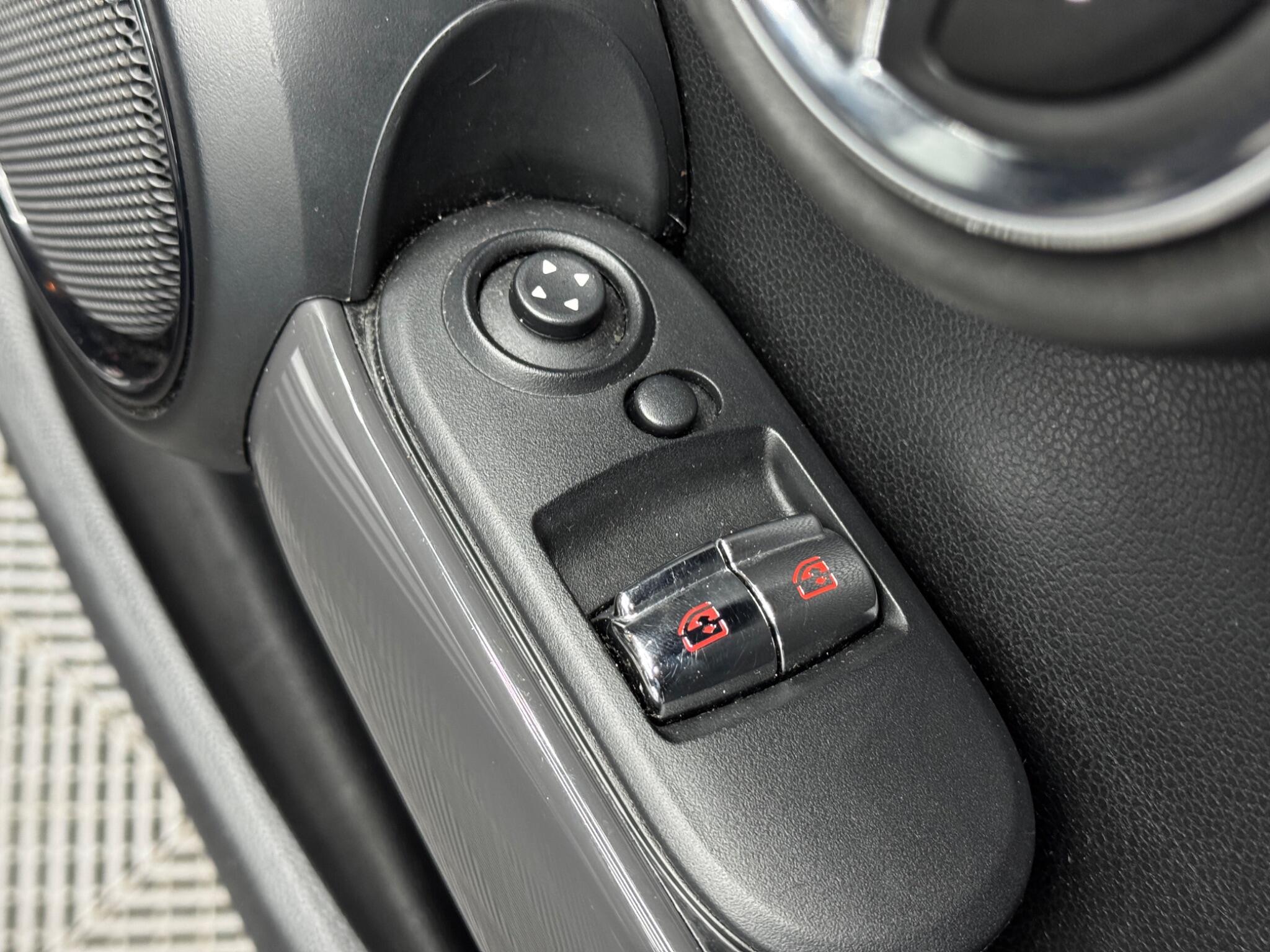 MINI Hatch 1.5 Cooper Euro 6 (s/s) 3dr 3dr Manual 2026