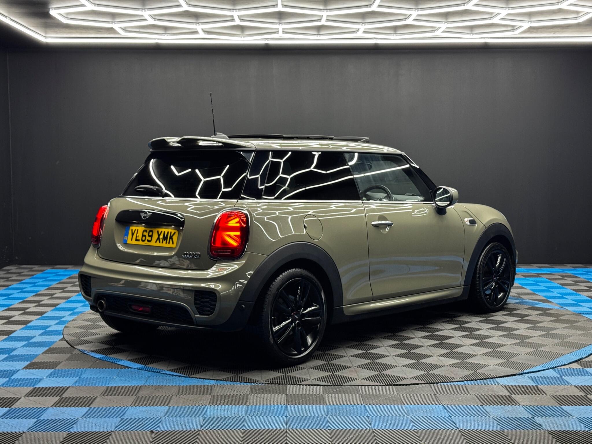MINI Hatch 1.5 Cooper Sport Steptronic Euro 6 (s/s) 3dr 3dr Automatic 2025